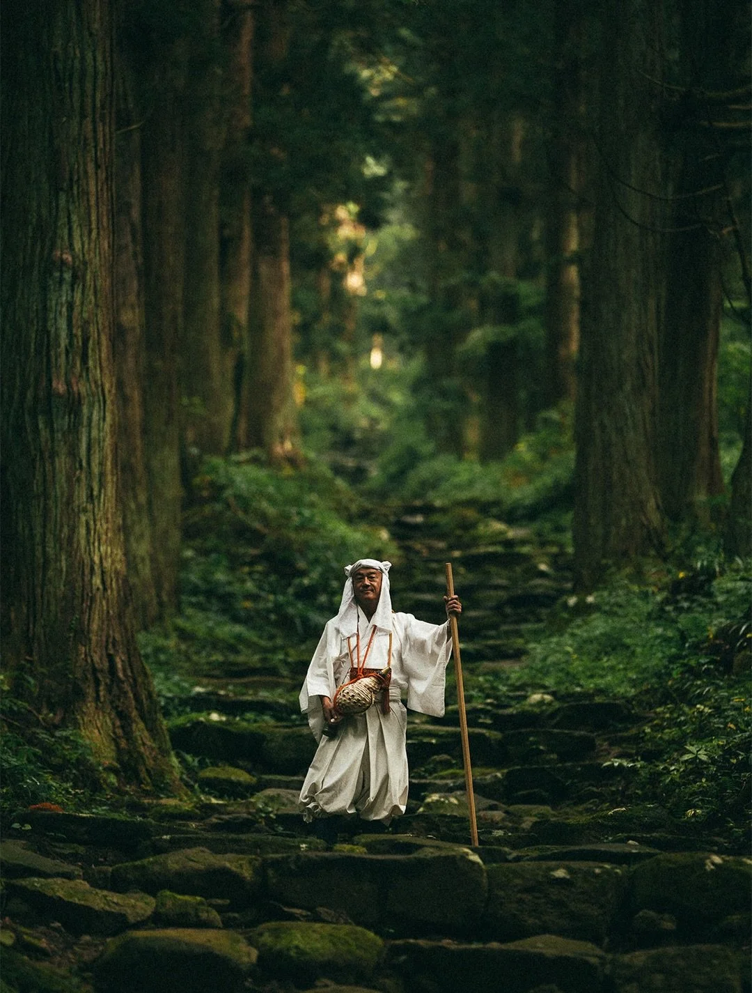After driving four hours out of Tokyo into the mountains of Nagano Prefecture, we were fortunate to spend time with Shida-san, a Yamabushi monk practising the ancient tradition of Shugendo.

For centuries, Yamabushi have walked these mountains, seeki
