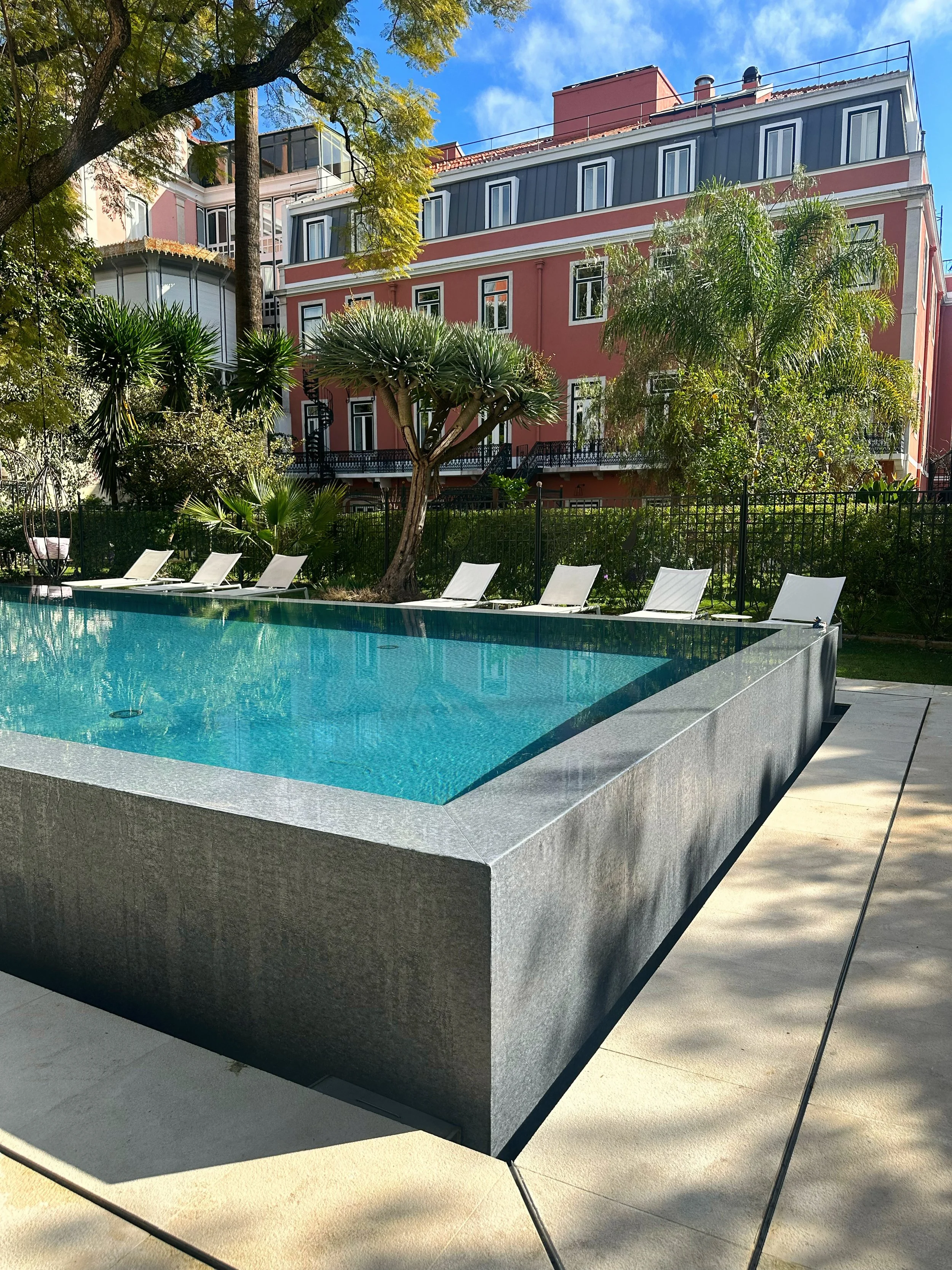 Palácio Príncipe Real: A Majestic Escape in Lisbon’s Most Elegant Neighborhood