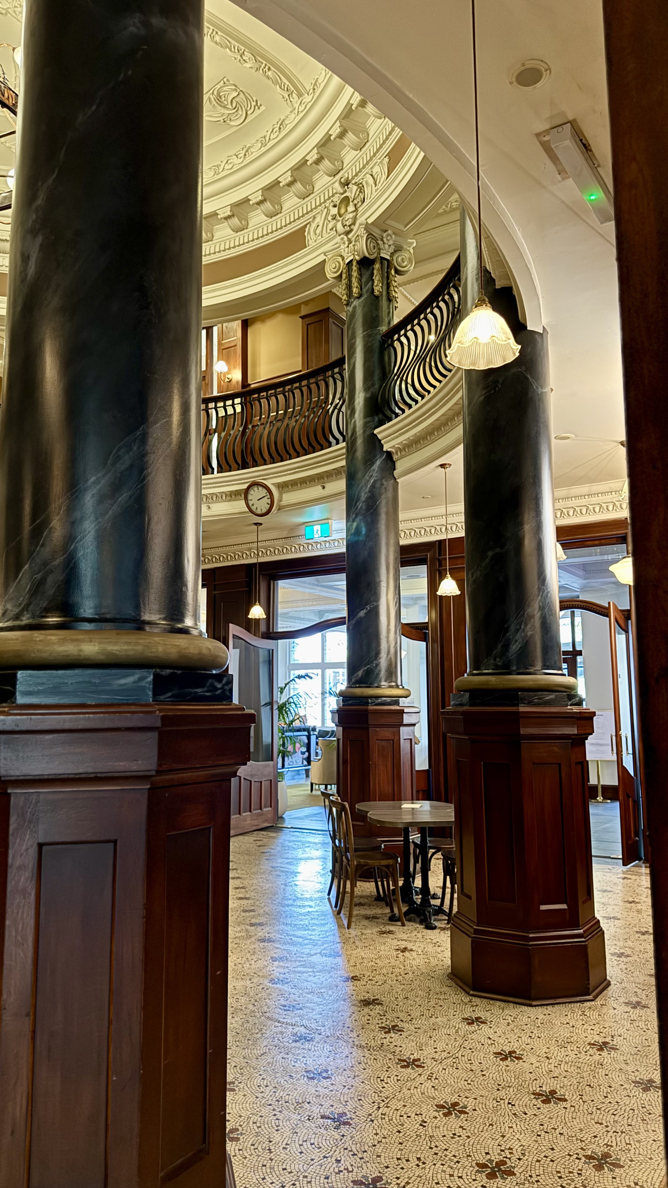 COLUMN_FOCUS_EDITED.jpg