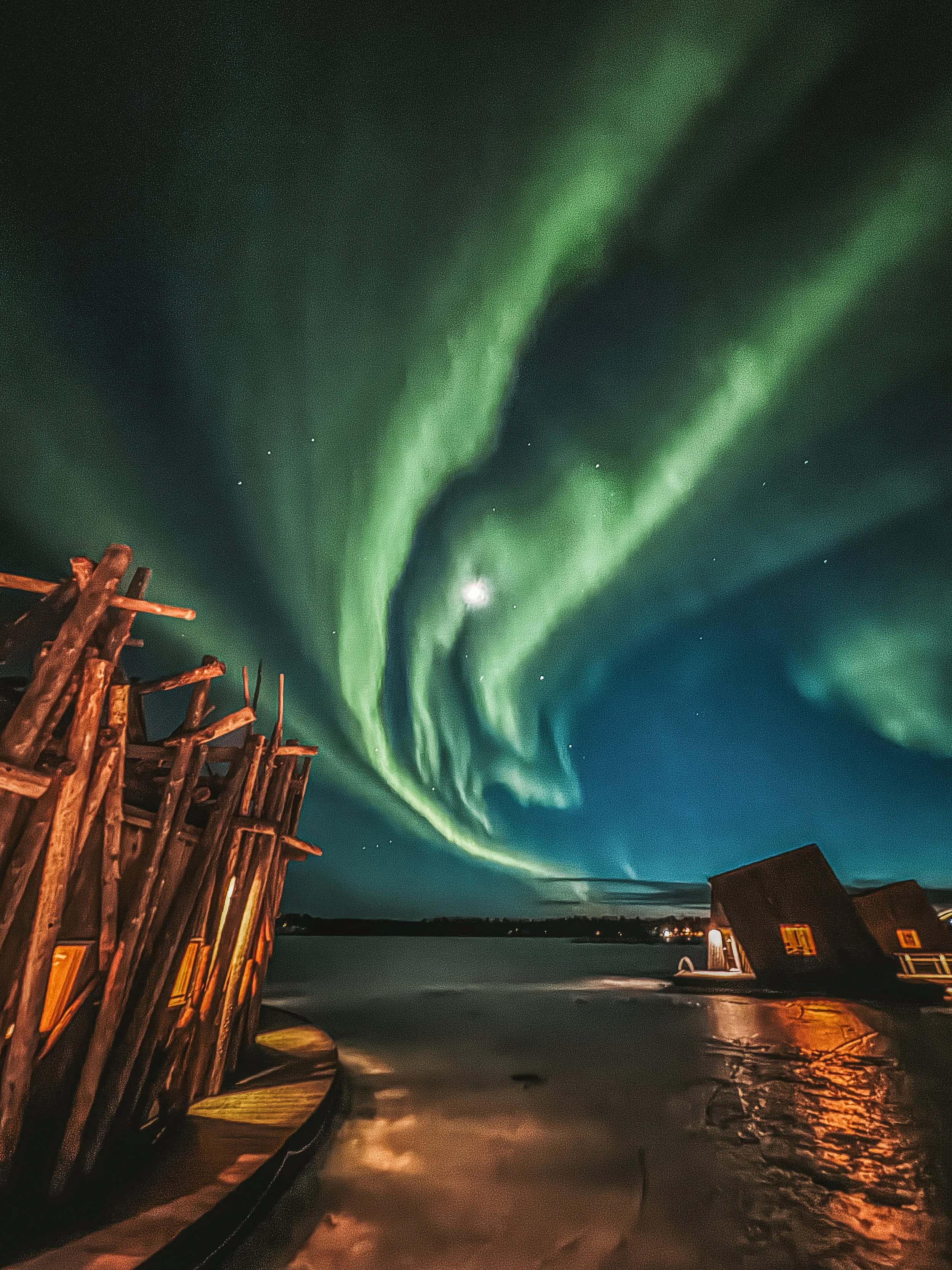 Arctic_Bath_AK_Aurora-05.jpg