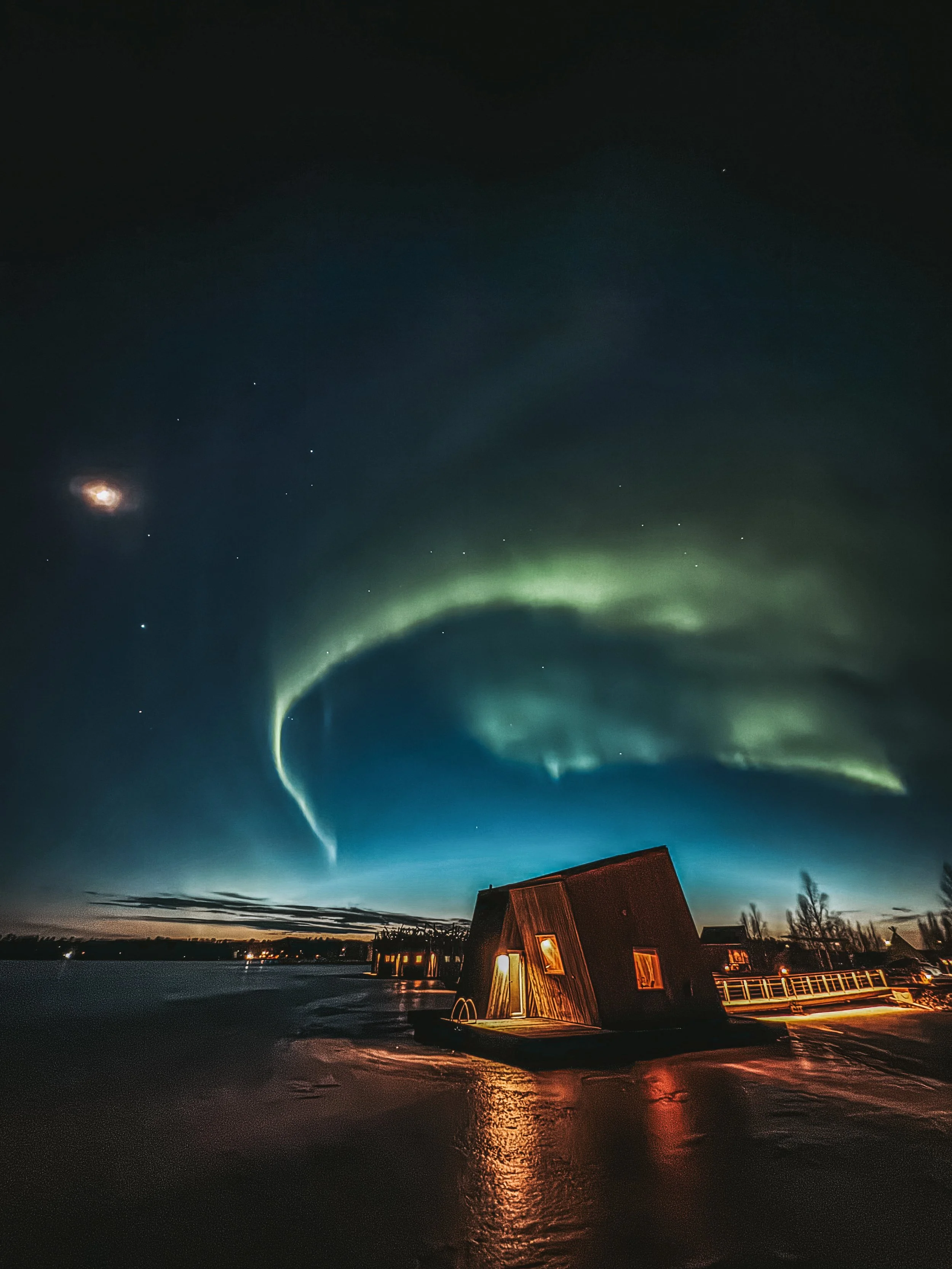 Arctic_Bath_AK_Aurora-10.jpg