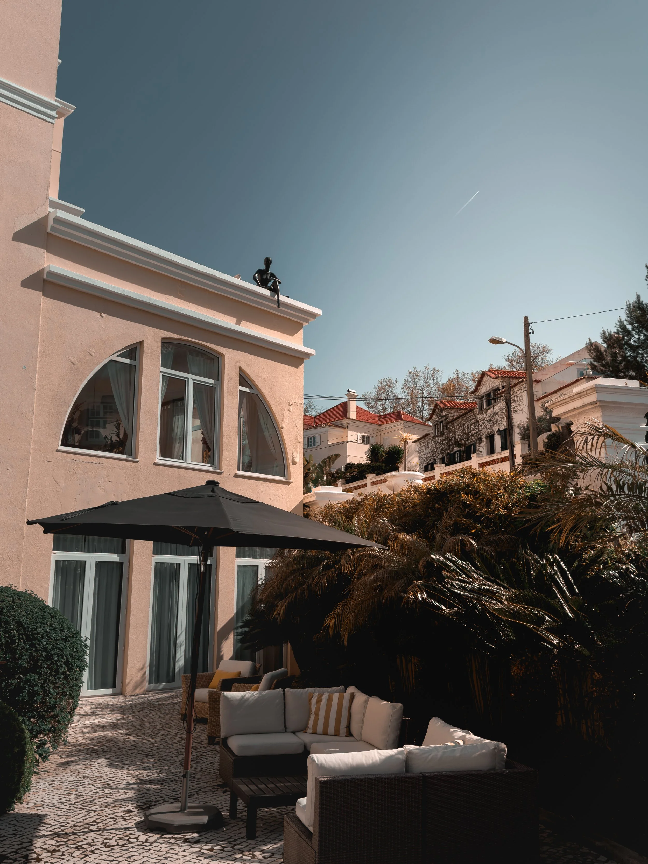 Hotel Inglaterra Estoril: A Harmonious Blend of Heritage and Modernity