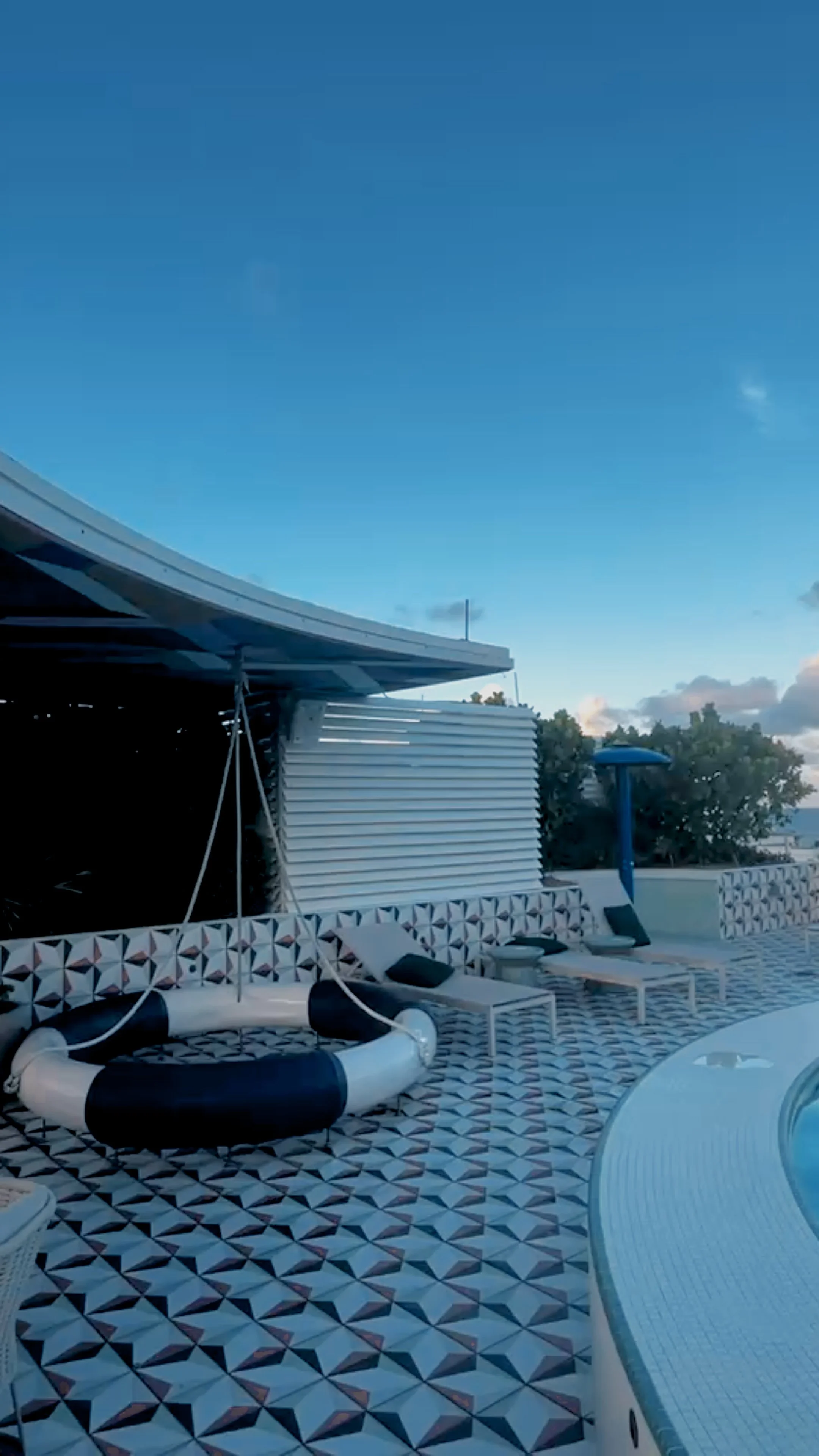 Rooftop 1.jpg