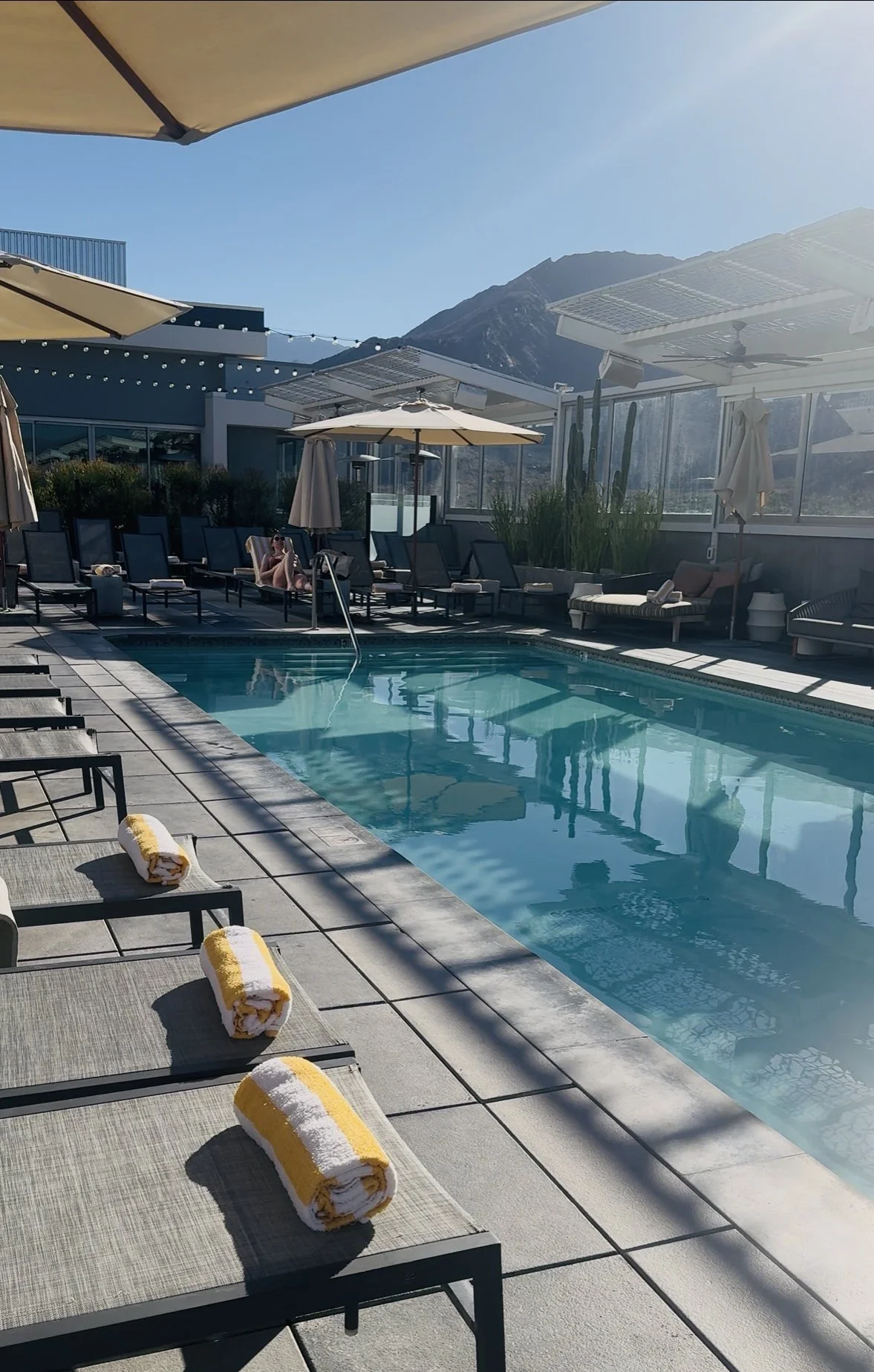 Kimpton Rowan Palm Springs: Desert Cool Meets Modern Luxury in California
