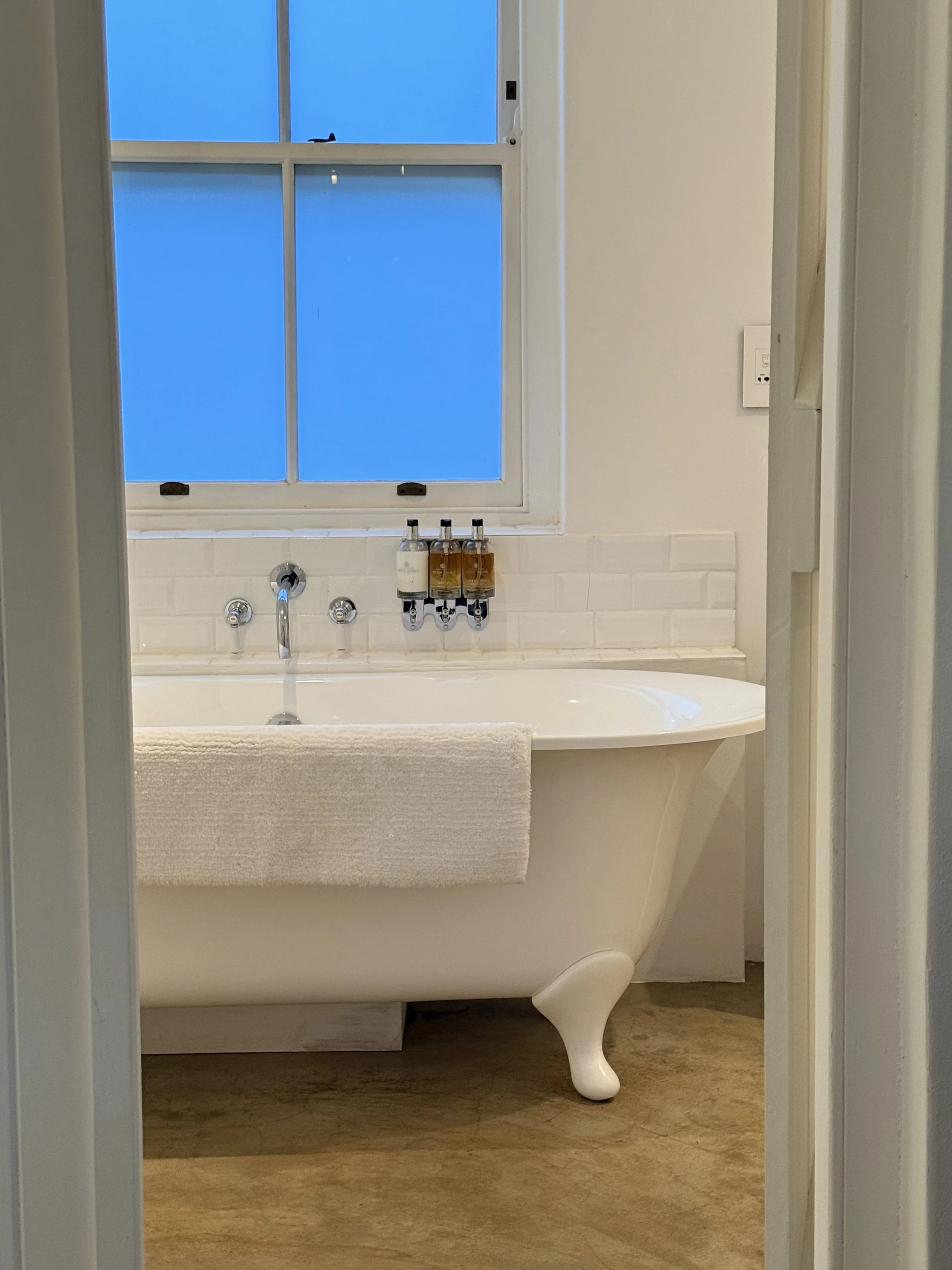 IMG_0512 2 (1) (1).jpg