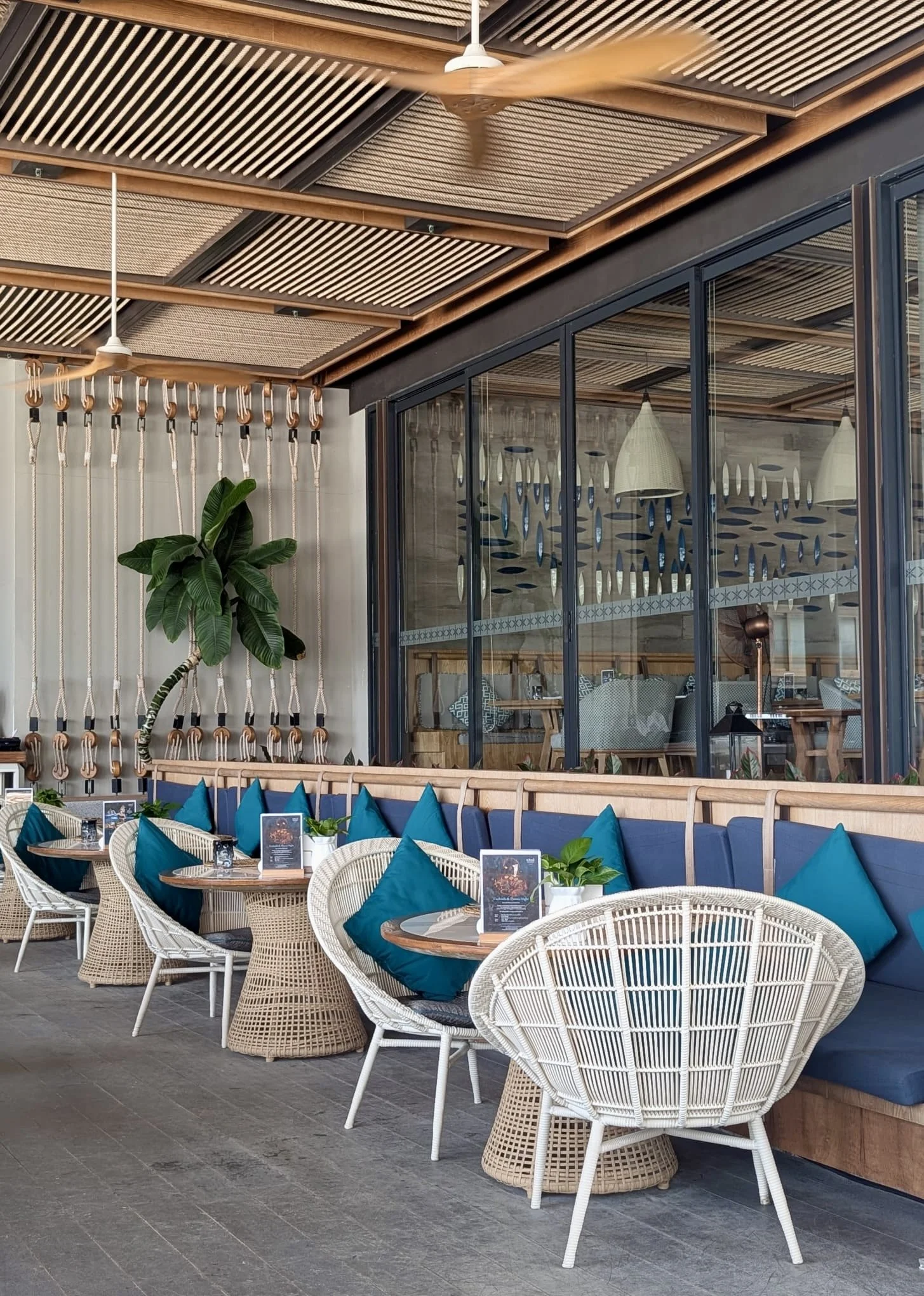 Restaurant.jpg