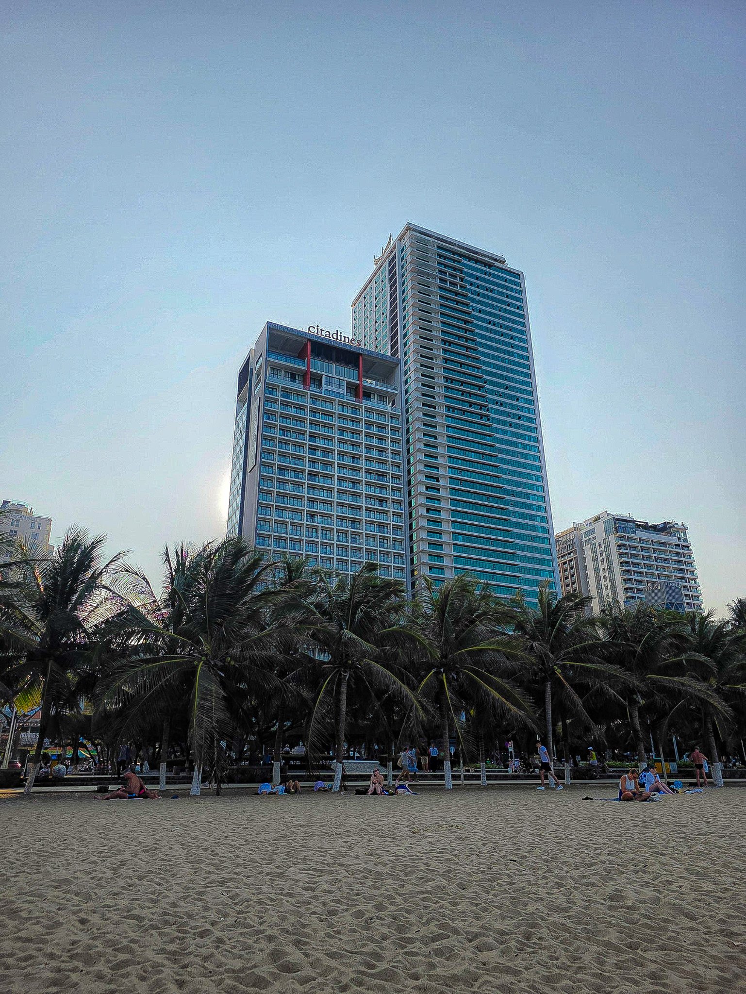 Beach 1.jpg