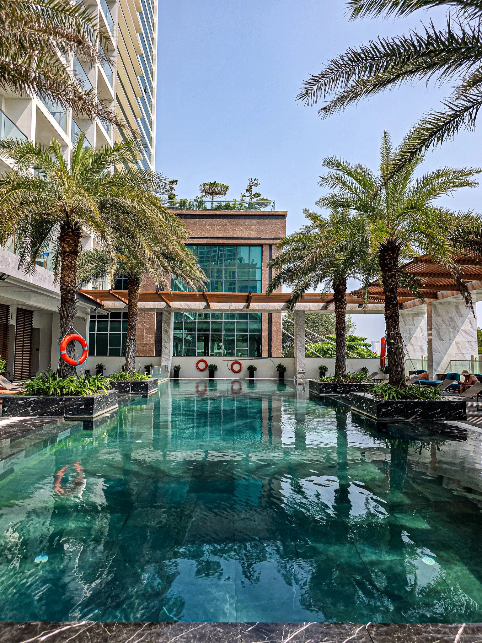 Swimming pool 1.jpg