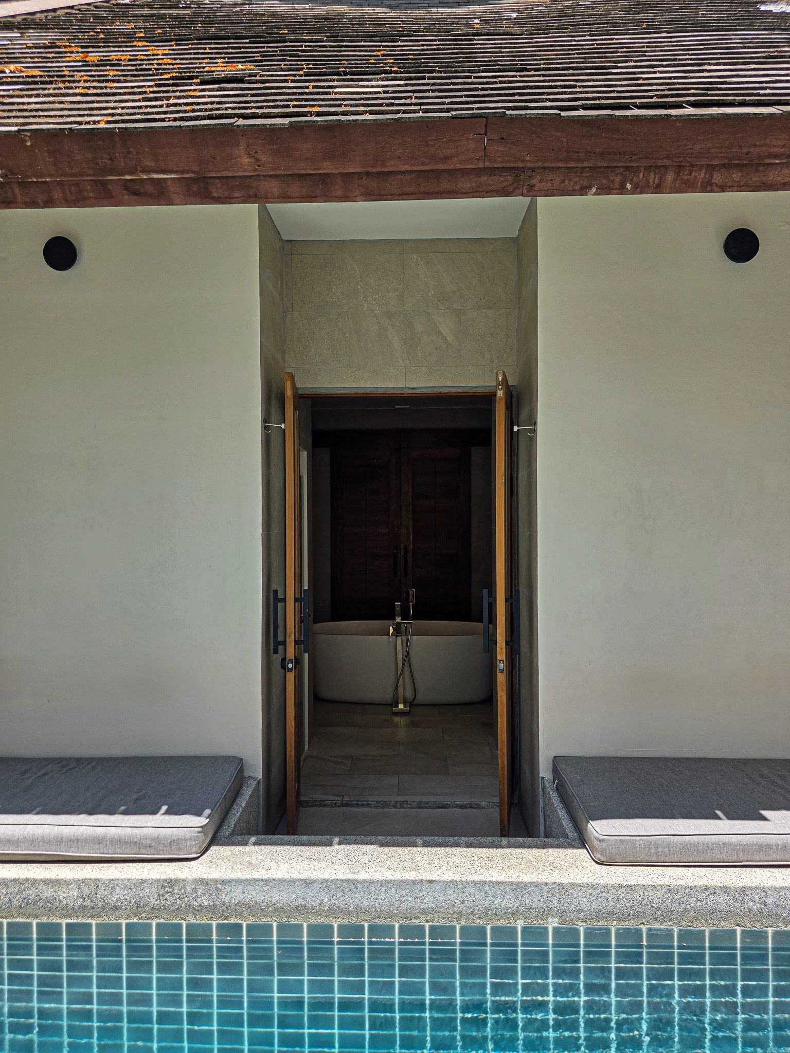 Pool-1.jpg