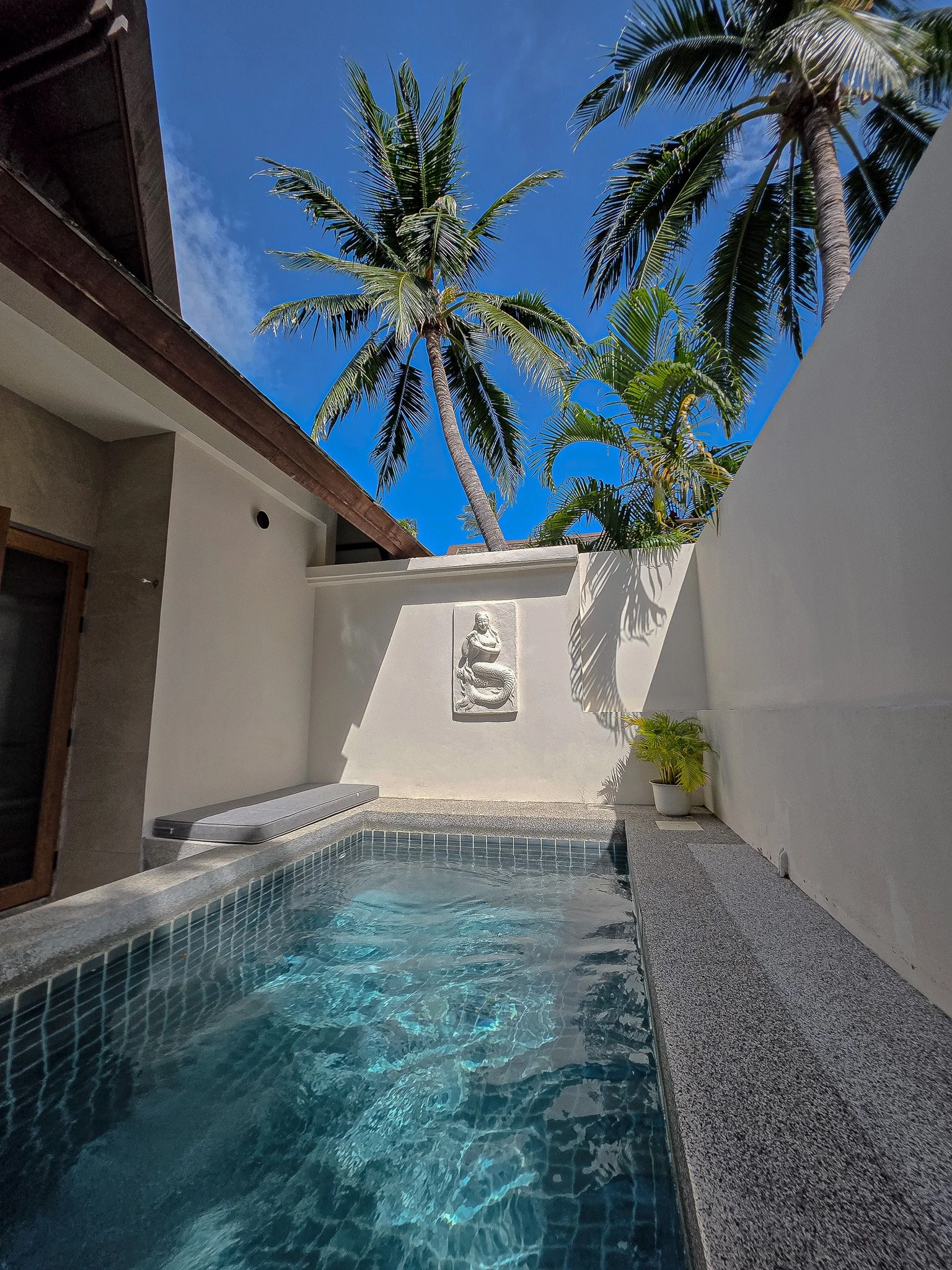 Pool-2.jpg