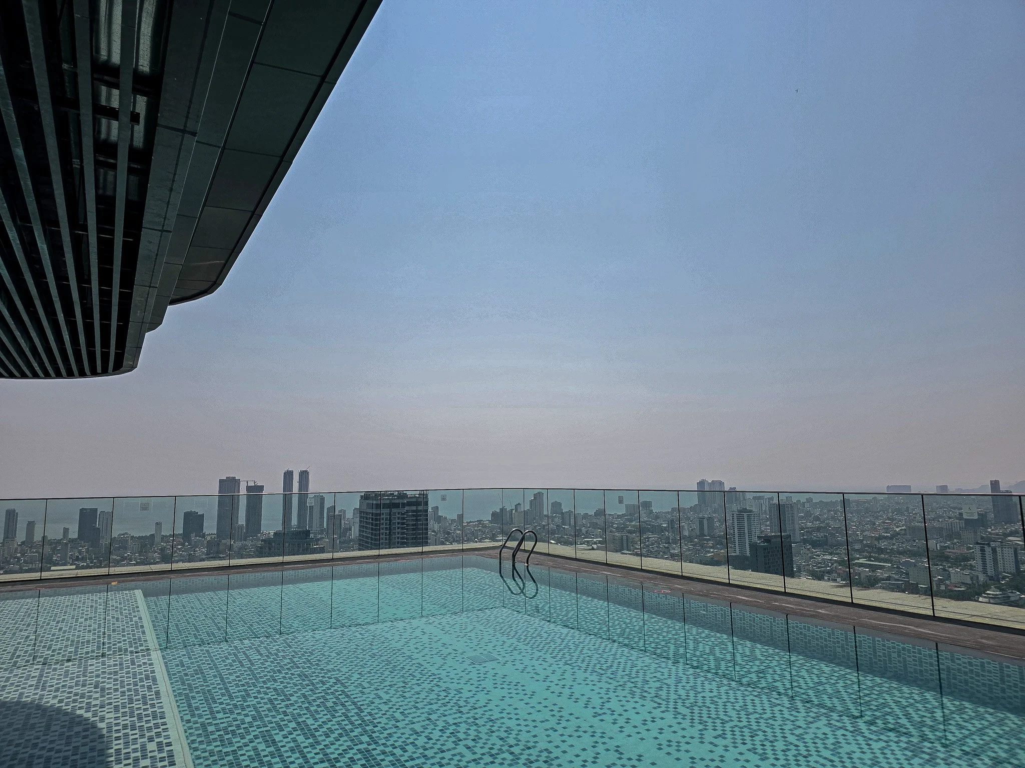 Swimming pool 2.jpg