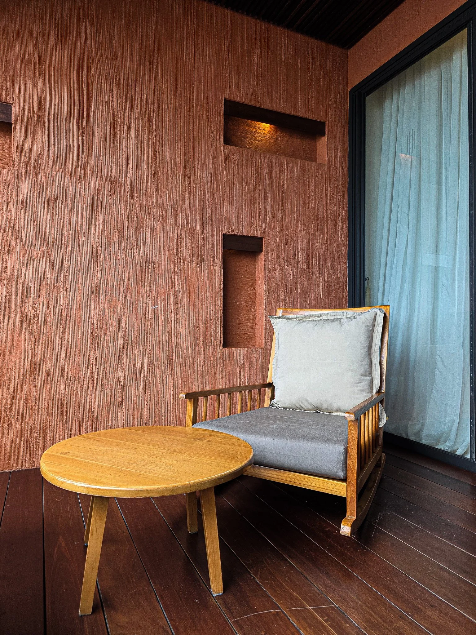 Room photo-1.jpg