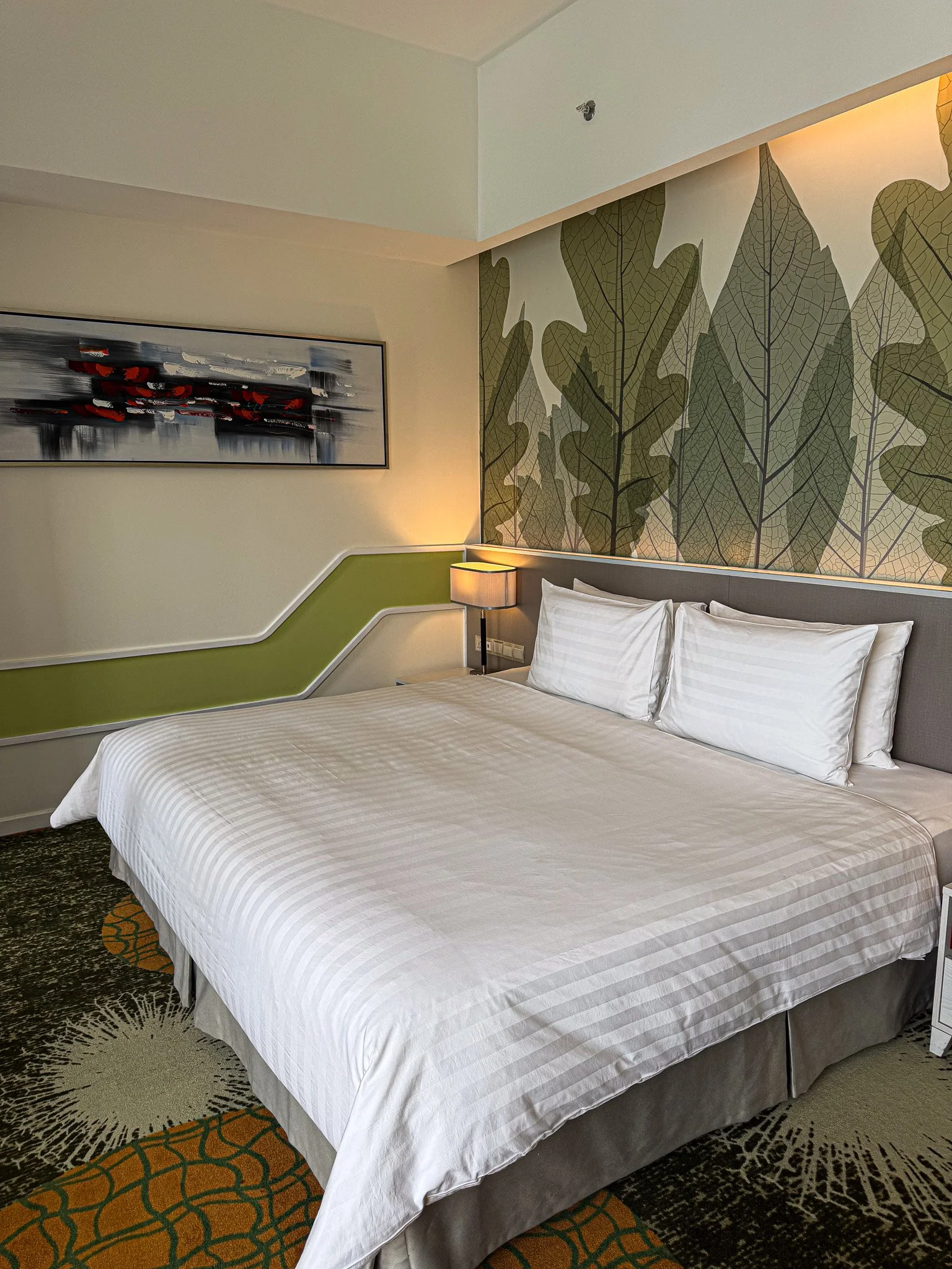 Room-1.jpg