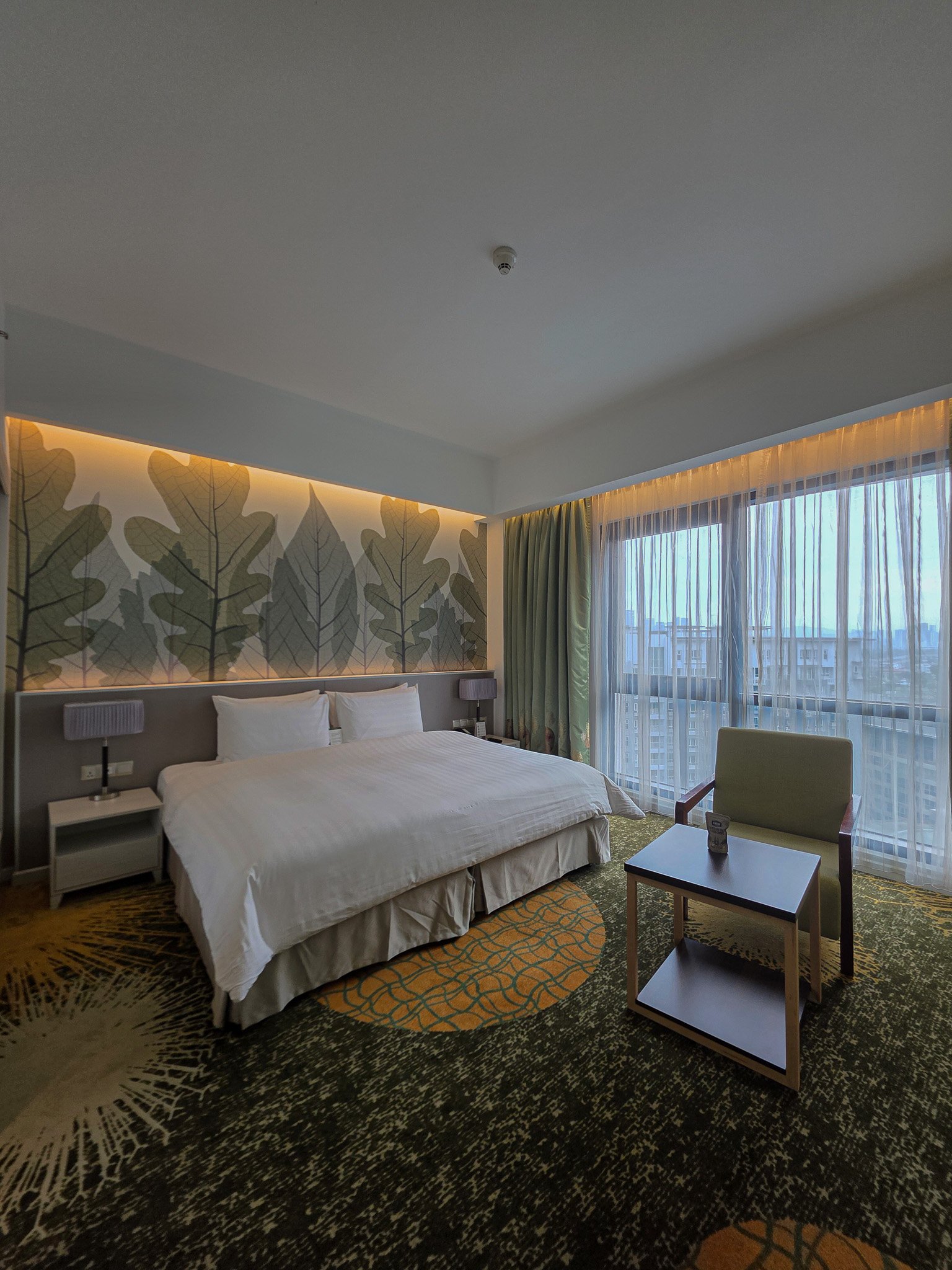 Room-5.jpg