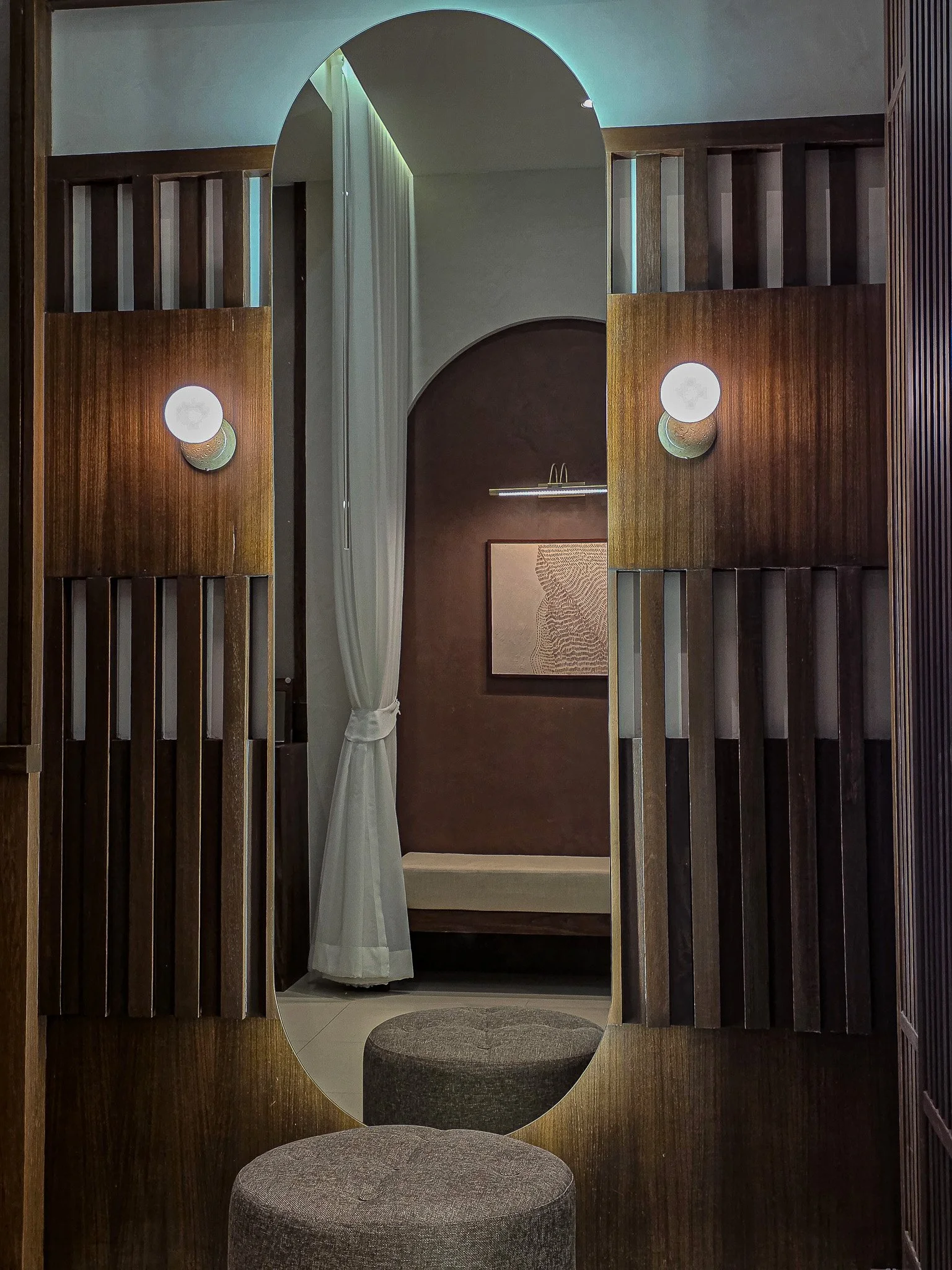 Room-4.jpg