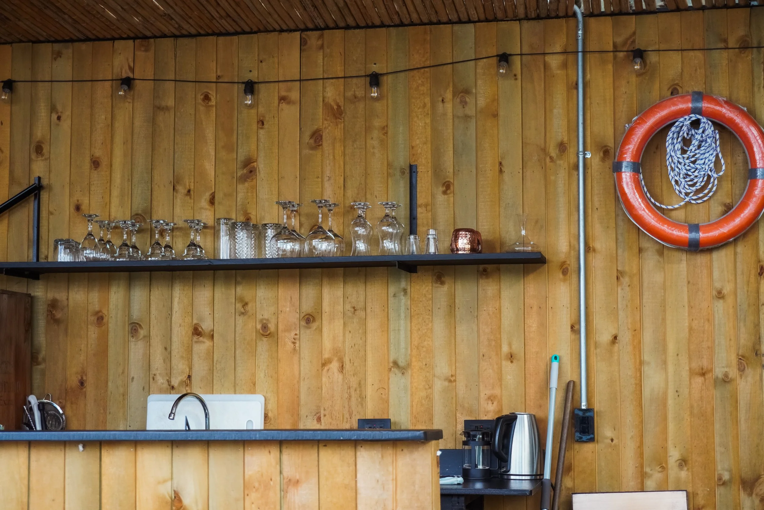 Bar 4.JPG