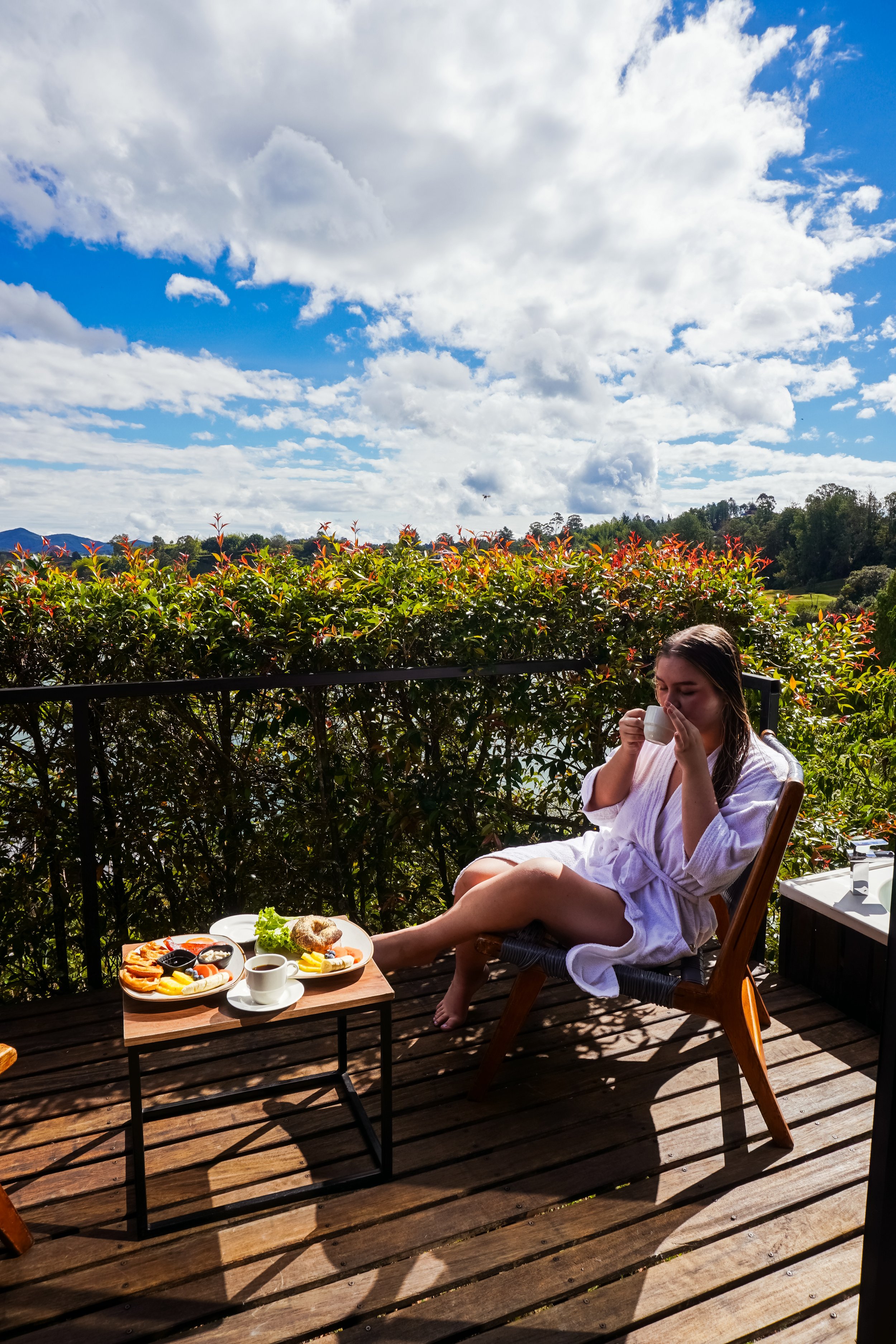 Boato Hotel: A Luxurious Eco-Cabin Retreat on the Shores of Guatapé