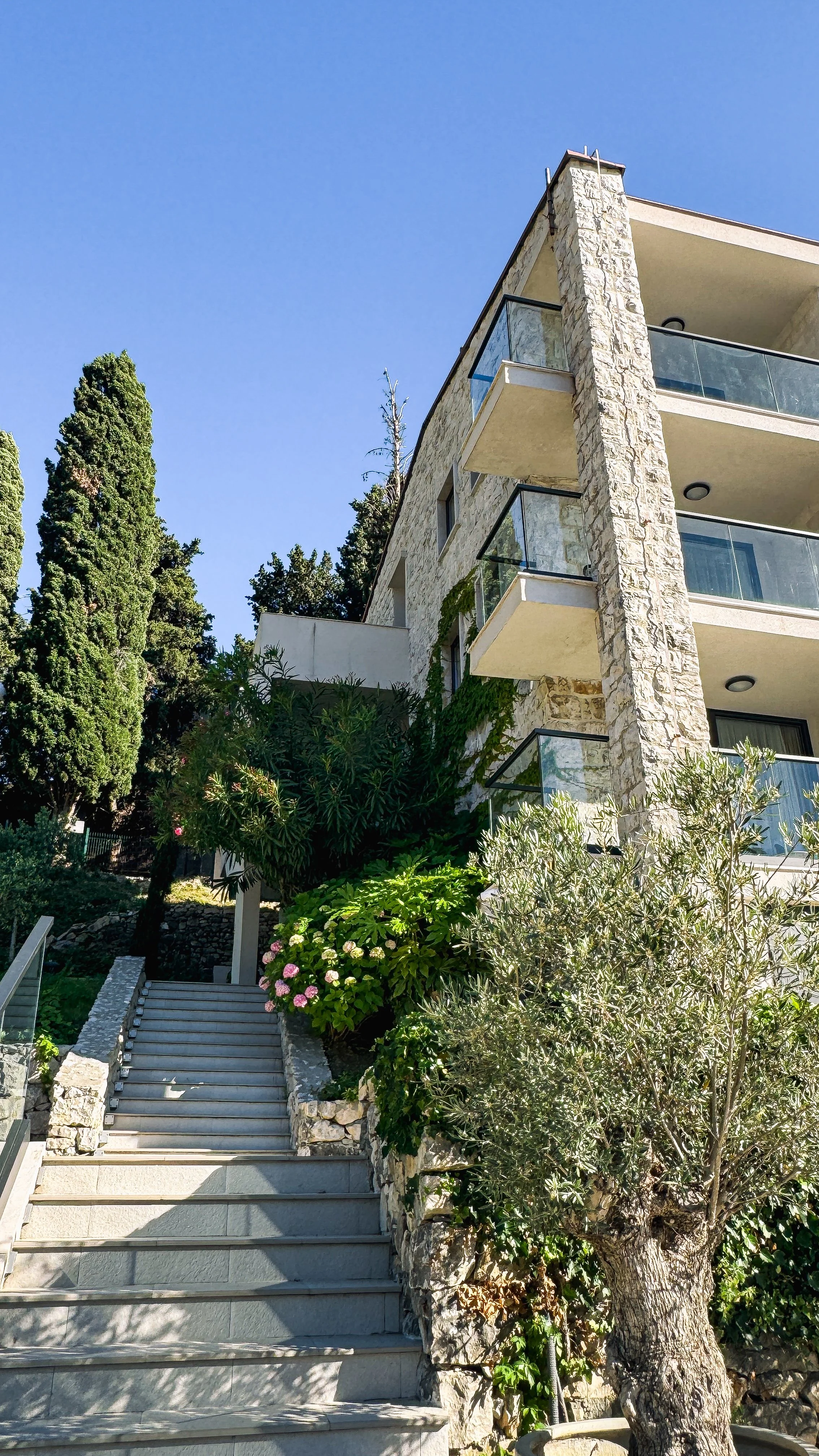 The New Hotel Mediteran VILLA EDITION: A Coastal Oasis by the Ancient Illyrian Shores