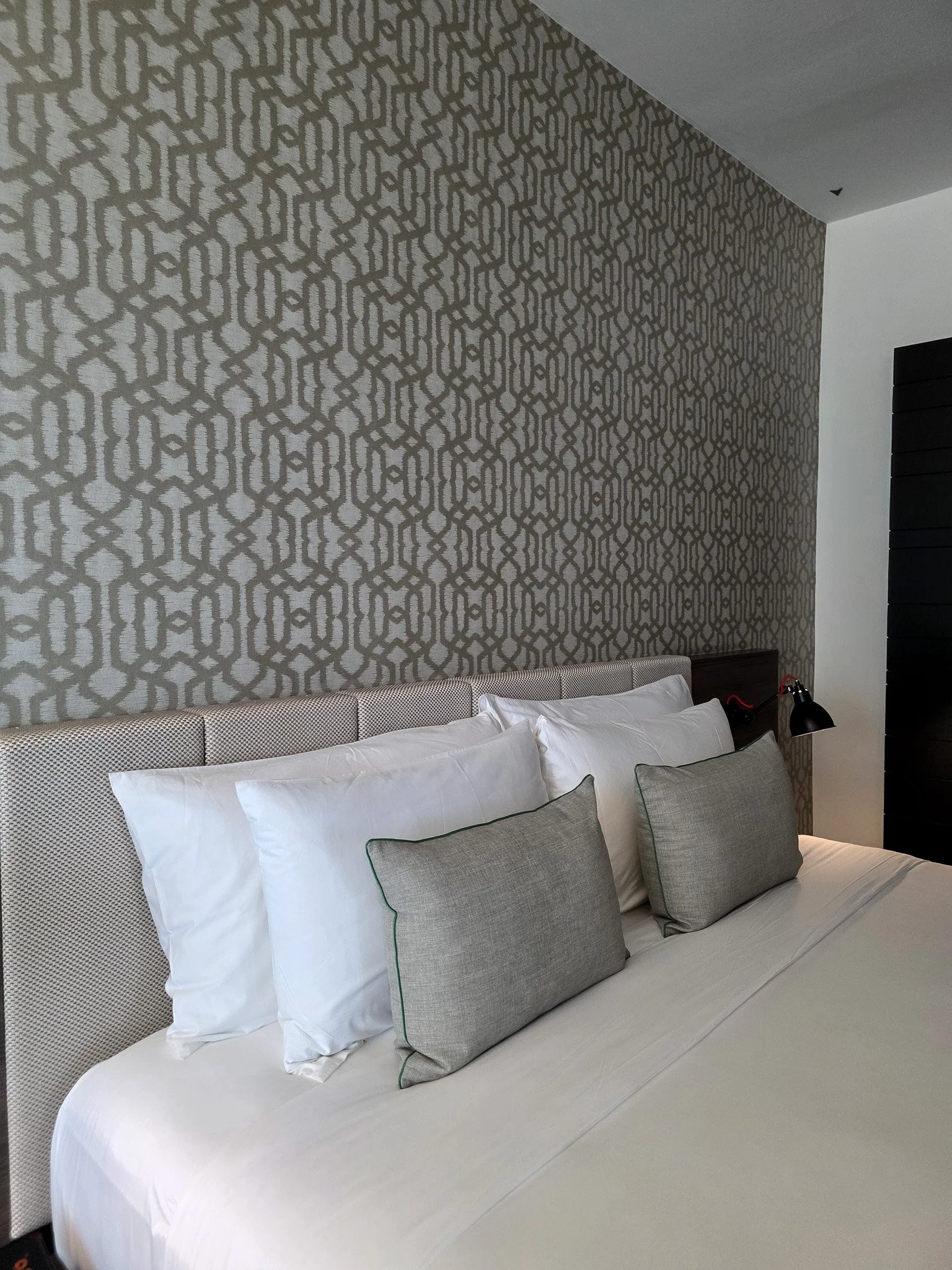Room-3.jpg