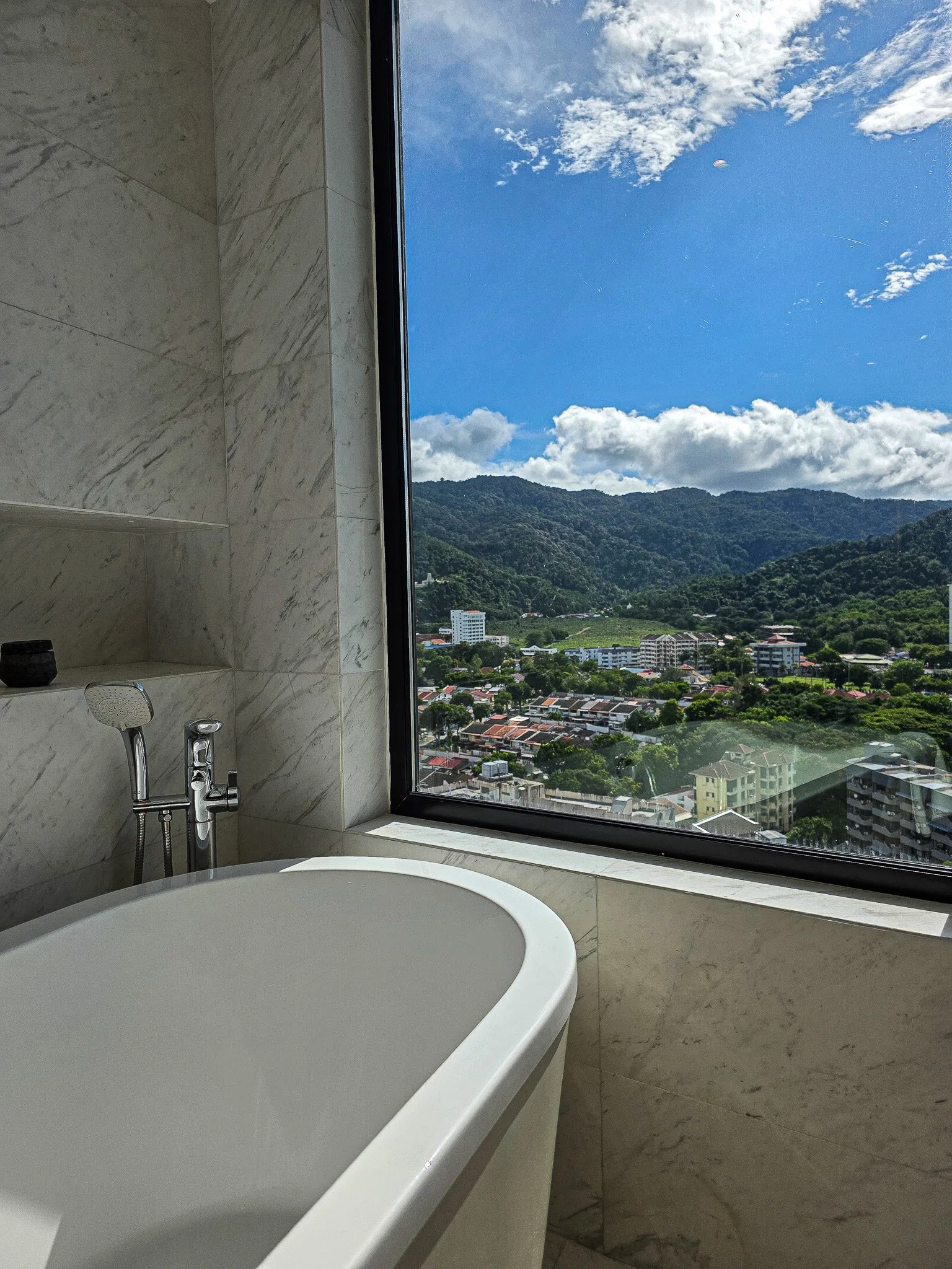 Room-4.jpg