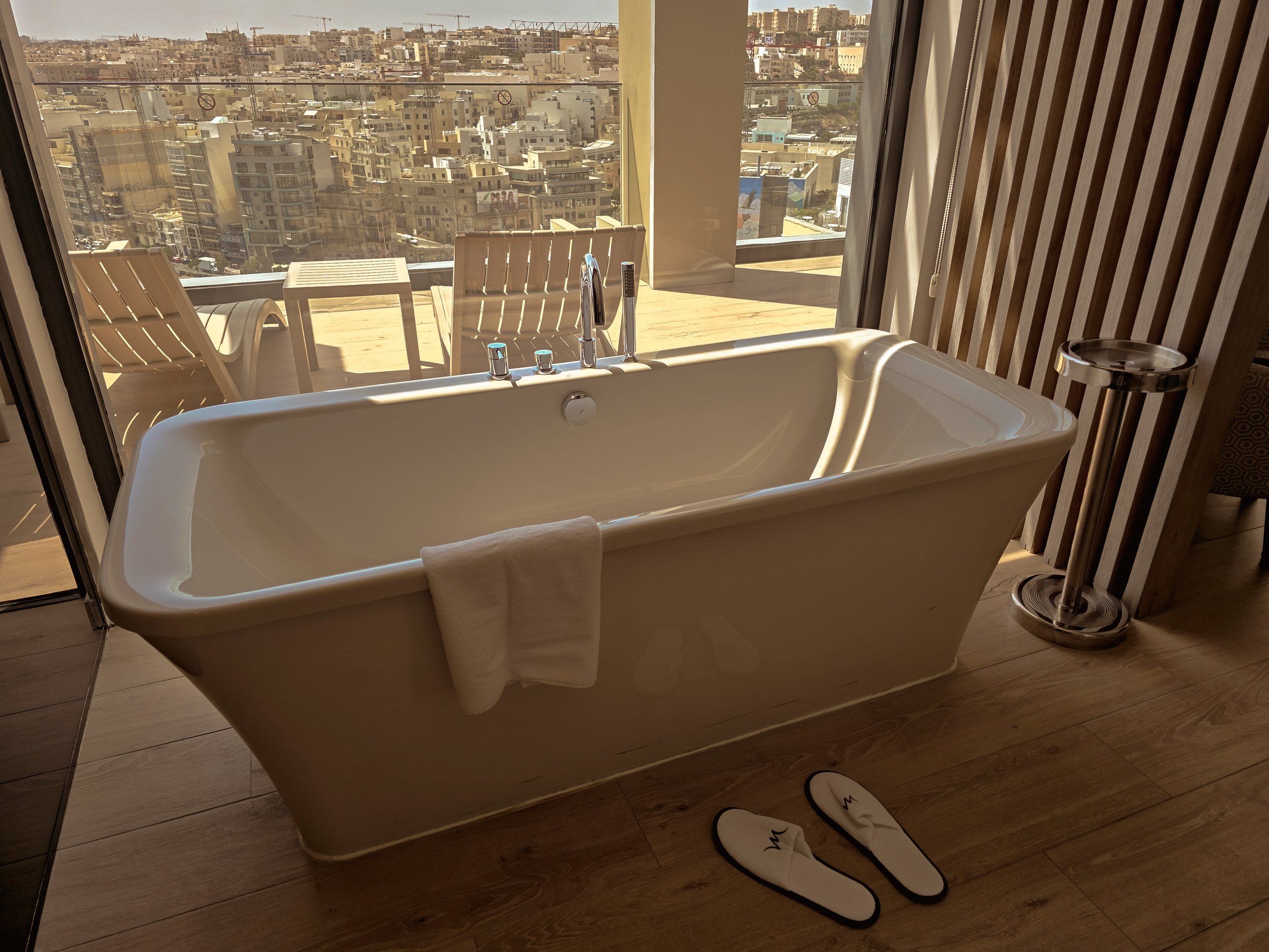 Tub.jpg