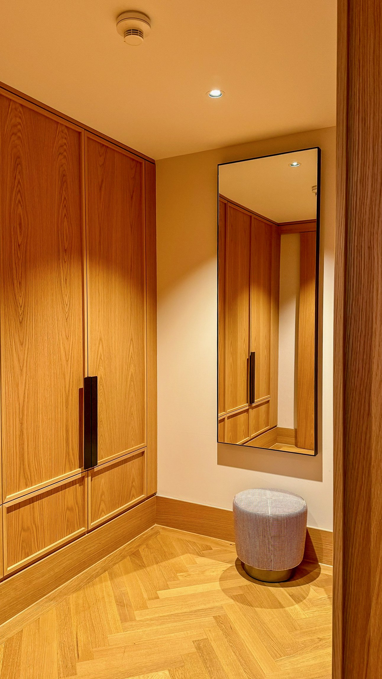 Walk-in Closet.jpeg
