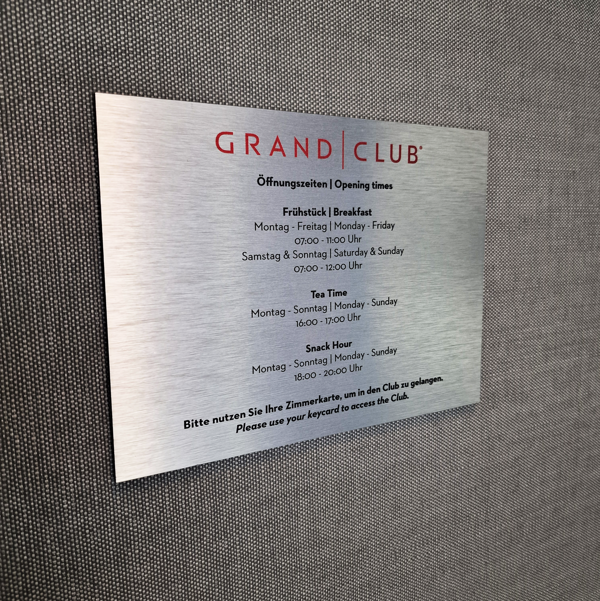 Grand Club Sign.png