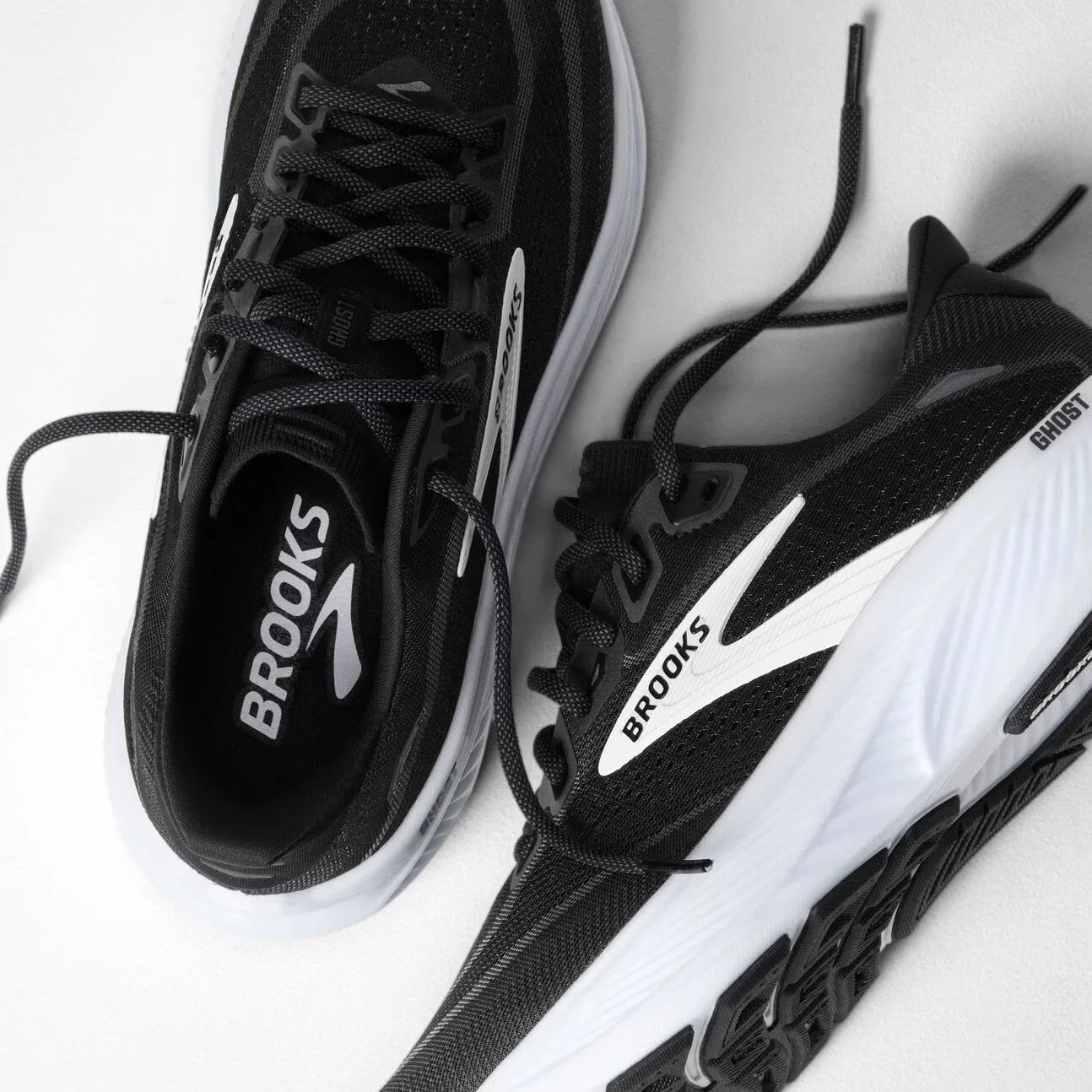 @brooksrunning GHOST 18 at Sneakers Plus