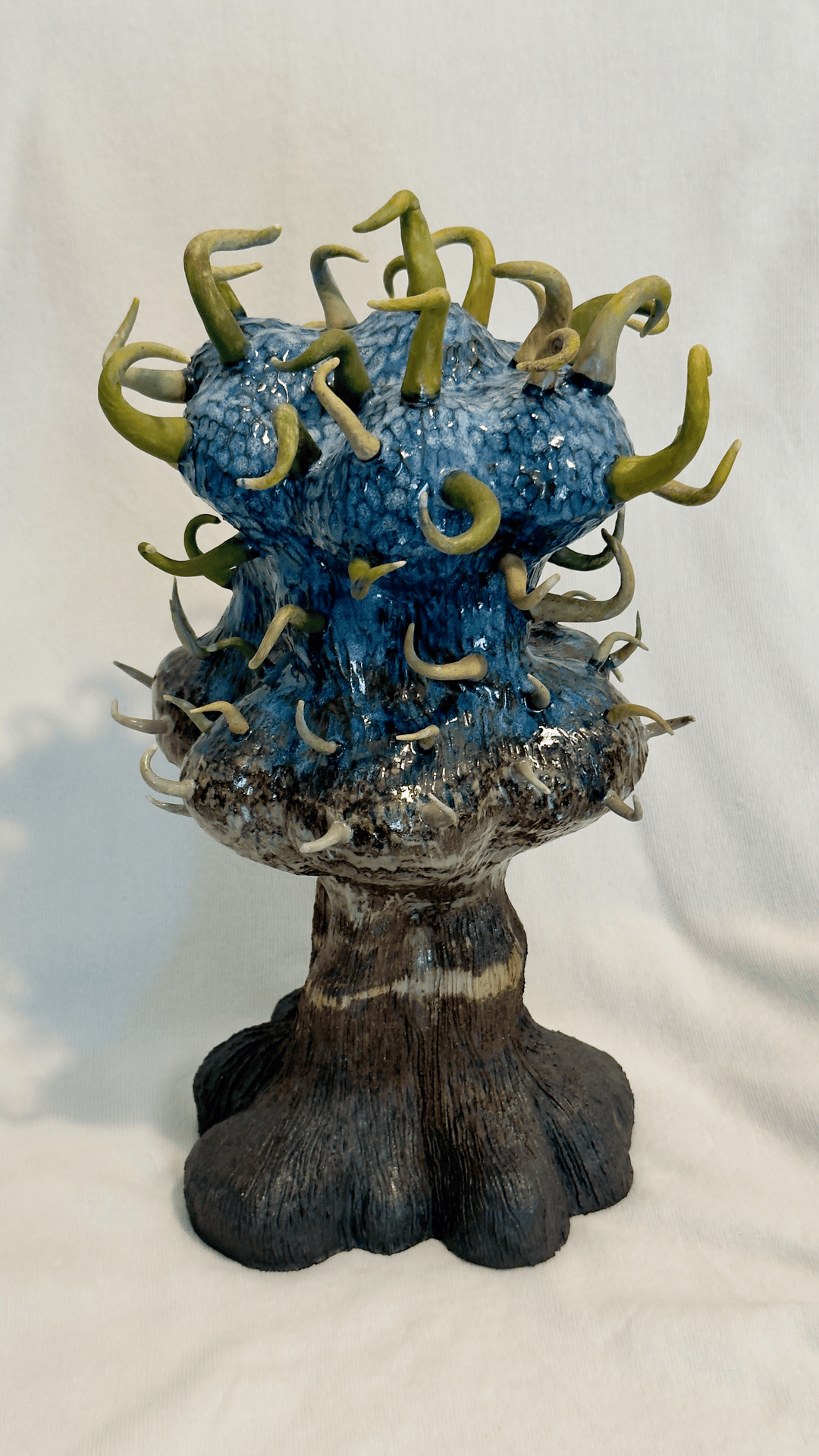 Coral Echos . 2026 . Stoneware, Underglaze, Glaze and Oxides . 8 x 19 x 13 [in] . AVAILABLE . Contact me: motimakes@gmail.com