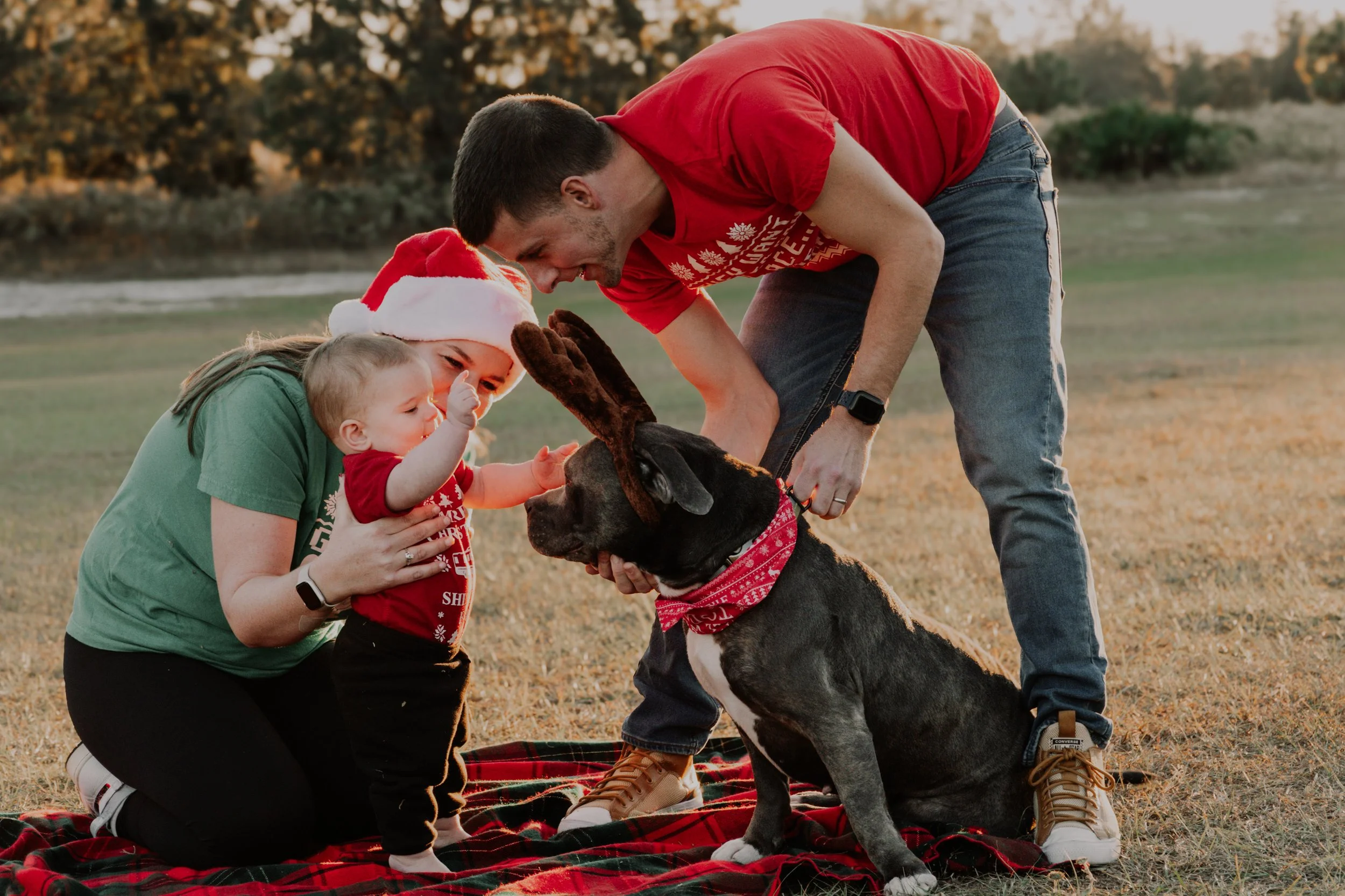 Falis Family Christmas 2024-37.jpg