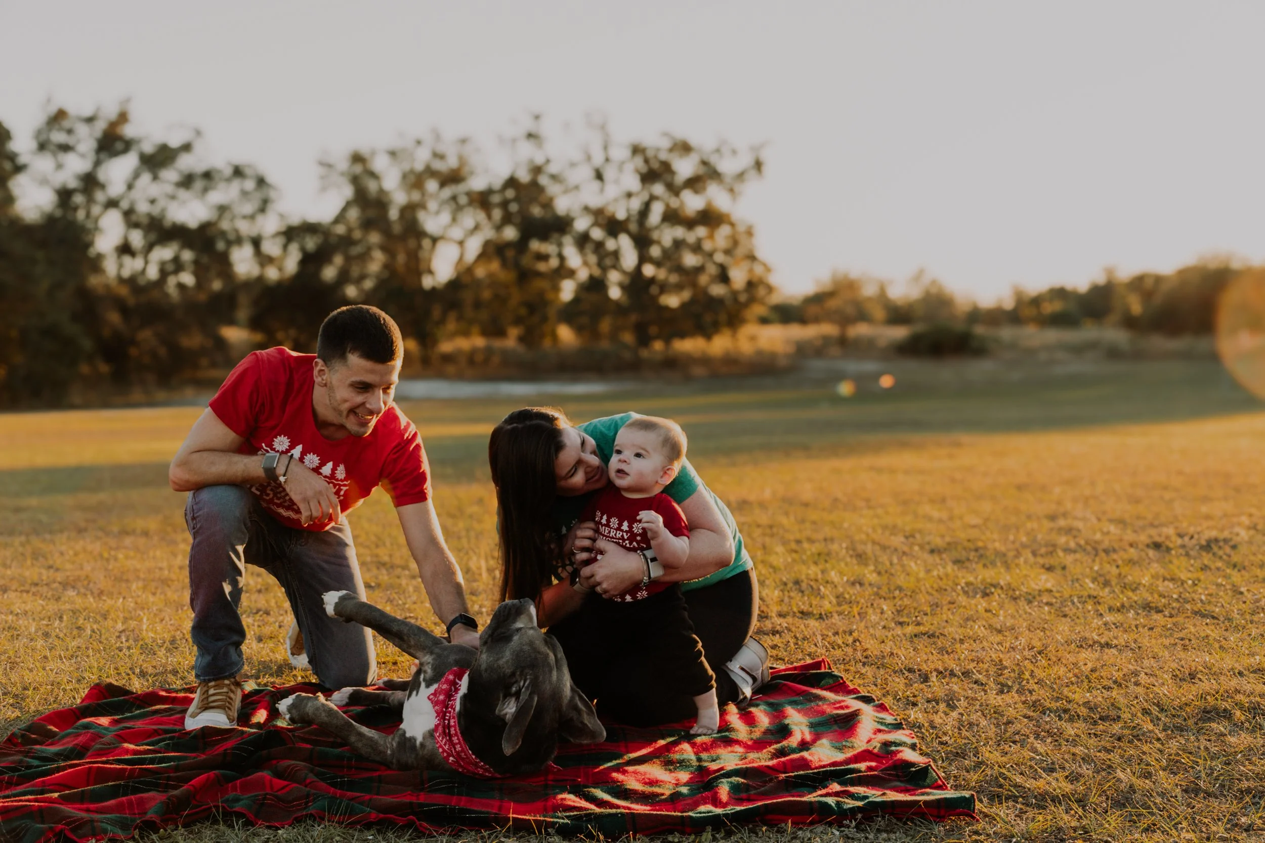 Falis Family Christmas 2024-07.JPG