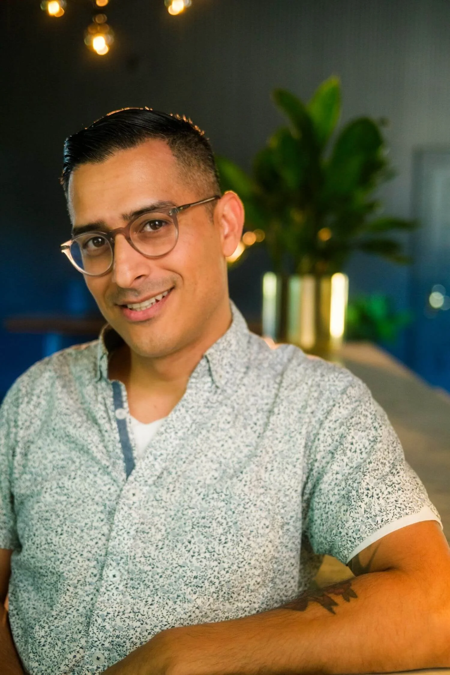 Portrait of DJ Benzo from Profound Sounds DJ, specializing in 90’s, 2000’s, funk, soul, and Latin music