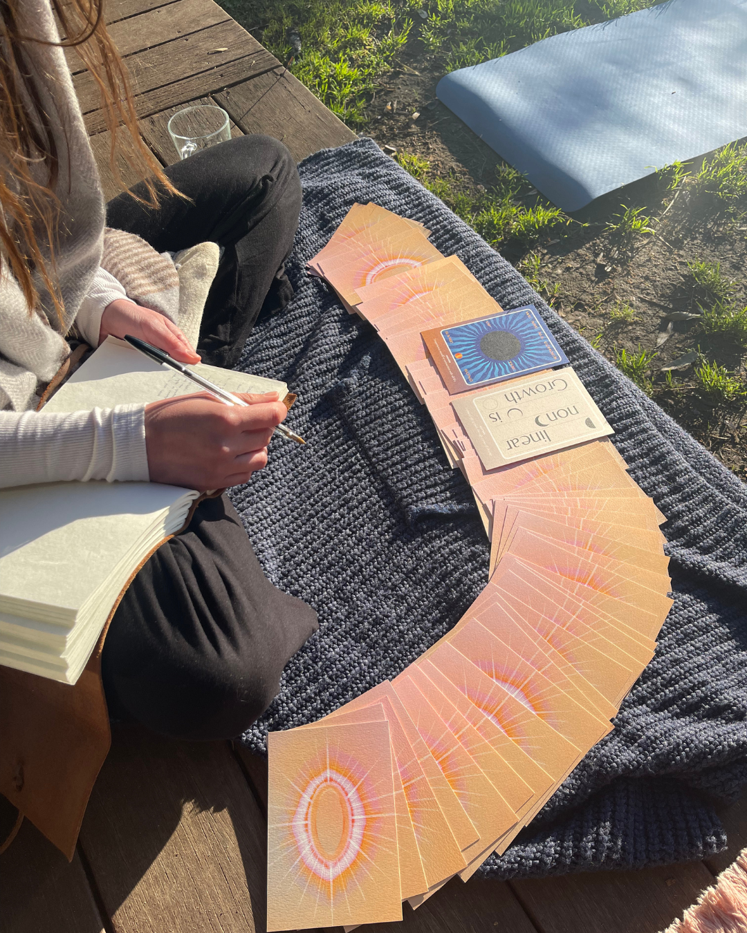 morning card spreads