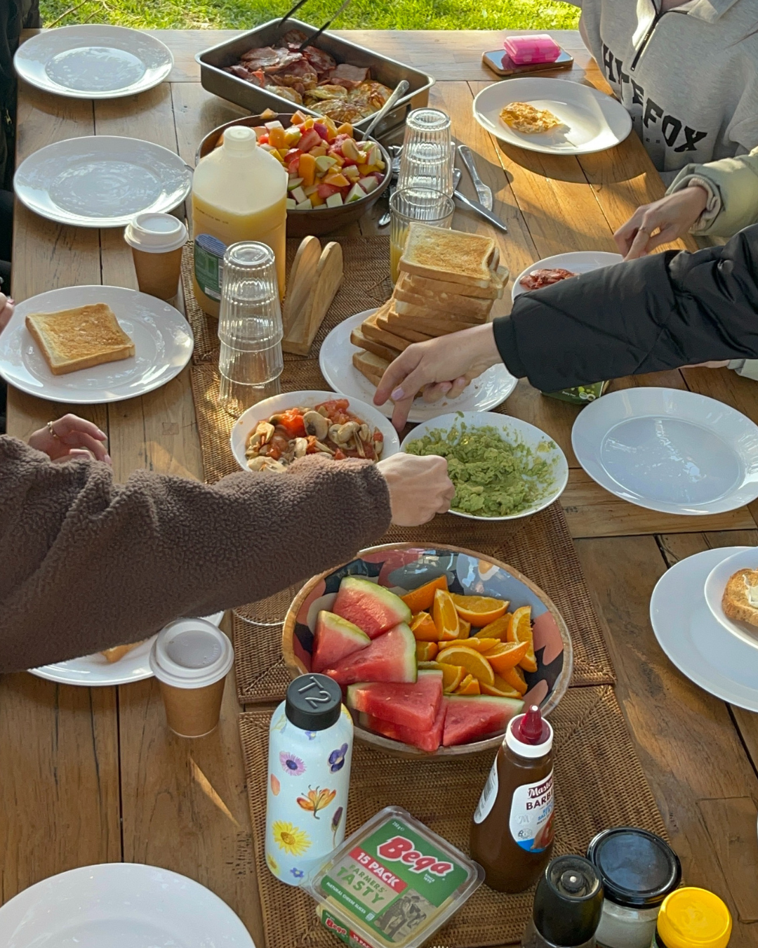 breakfast bar