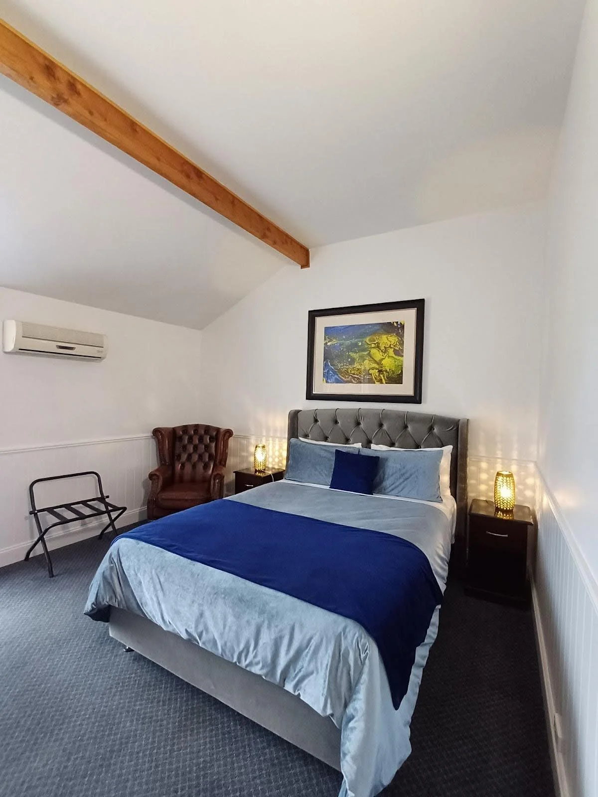 Accommodation in Launceston | ART Hotel on York | Balcony Queen room with queen bed