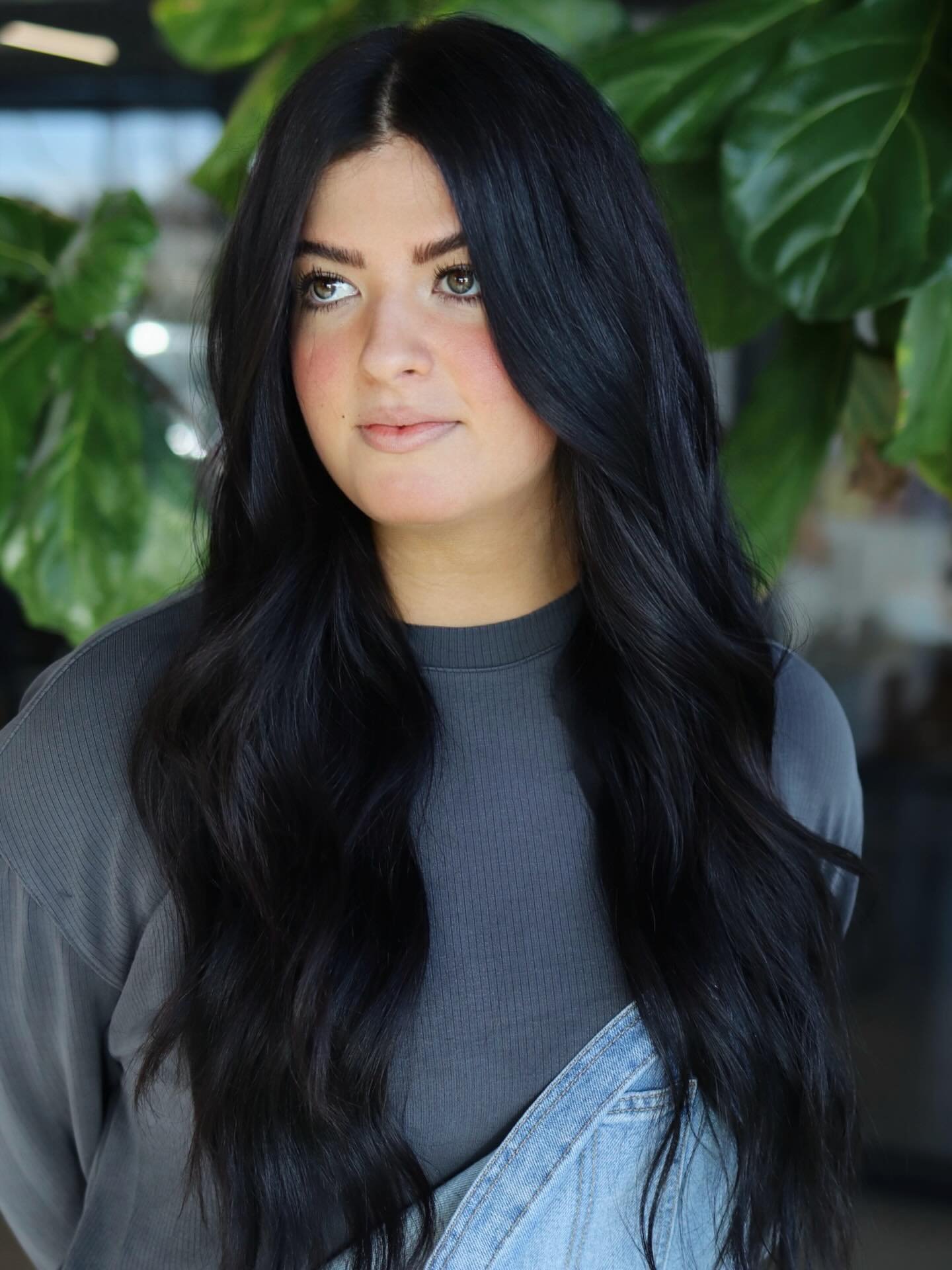 Not every appointment needs to be a full custom color ✨
Sometimes what you really need is a little refresh.

For Amber, we kept it simple. Polishing her tone and bringing her hair back to life without a major change. Just enough to feel fresh, confid