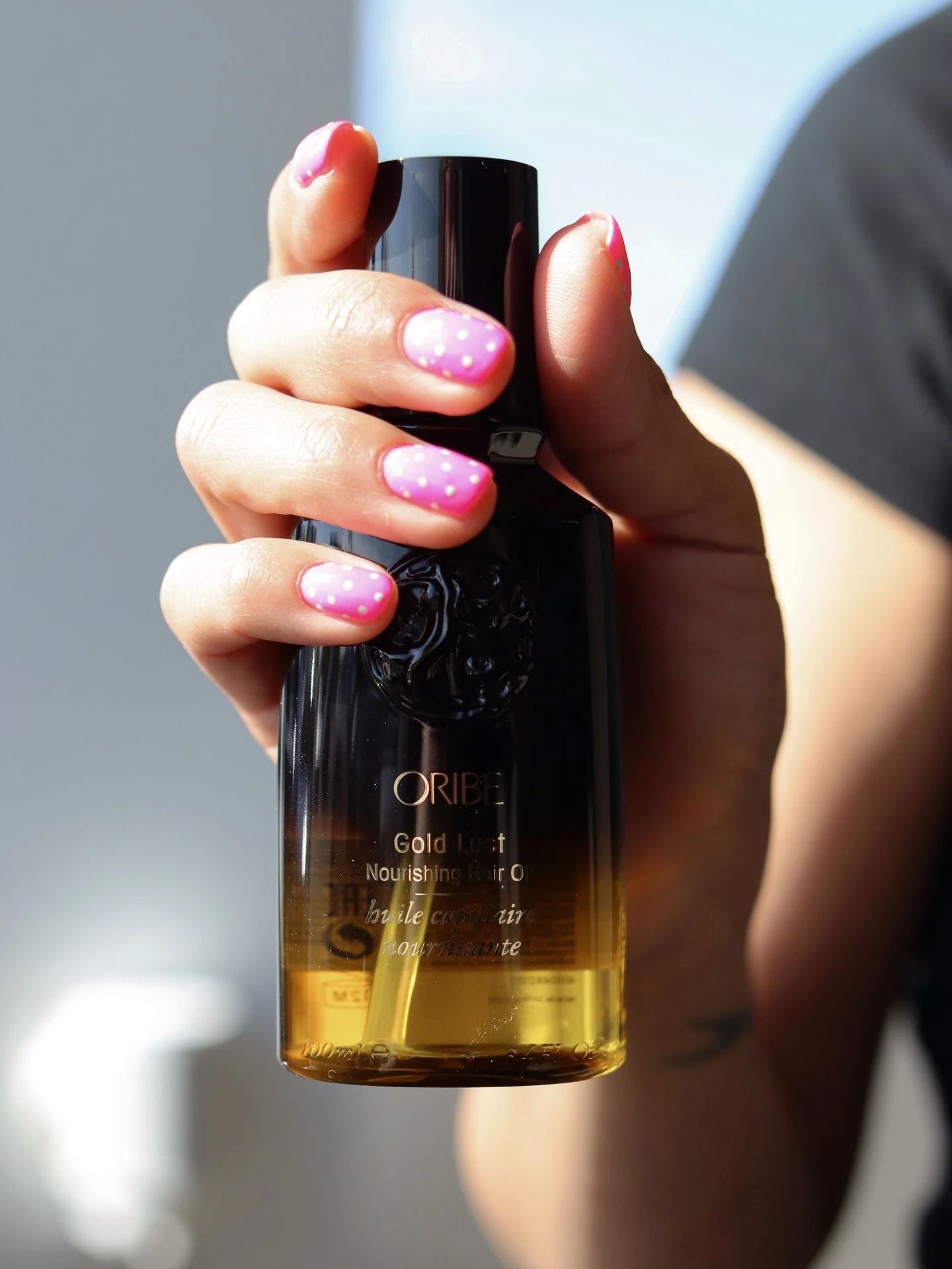 Oh now we&rsquo;re talkin&rsquo; &mdash; it&rsquo;s liquid gold!

Gold Lust Nourishing Hair Oil is Oribe&rsquo;s bestseller for a reason. Let us tell you why. 

- Luxurious lightweight oil
- Penetrates the hair shaft to restore, strengthen and condit