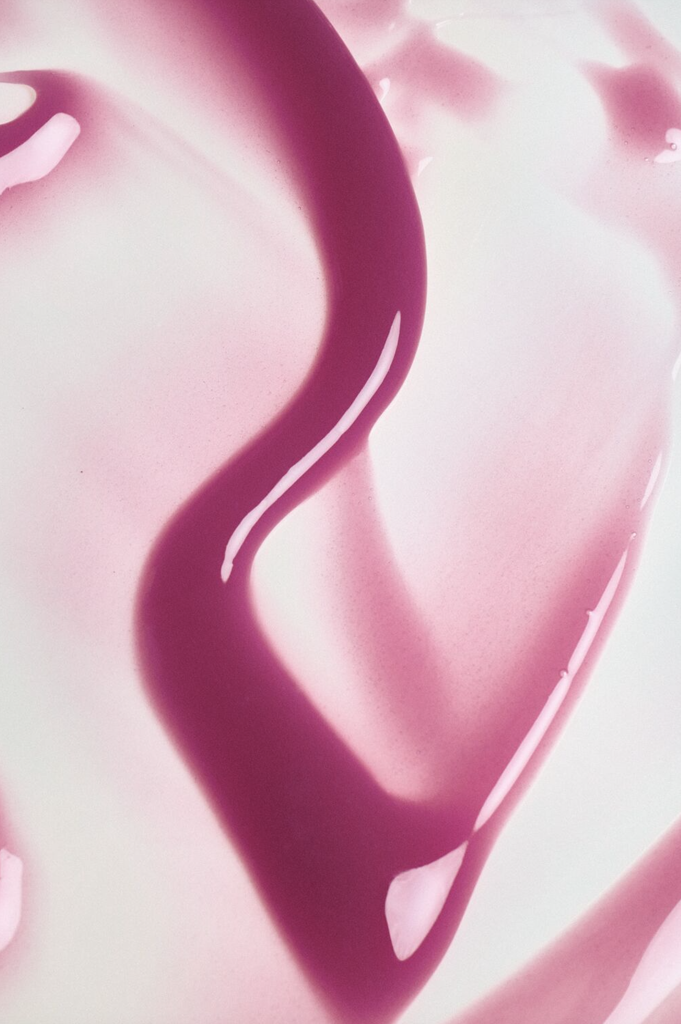 pepper-artists-olivia-crouppen-wet-lip-oil-1.png