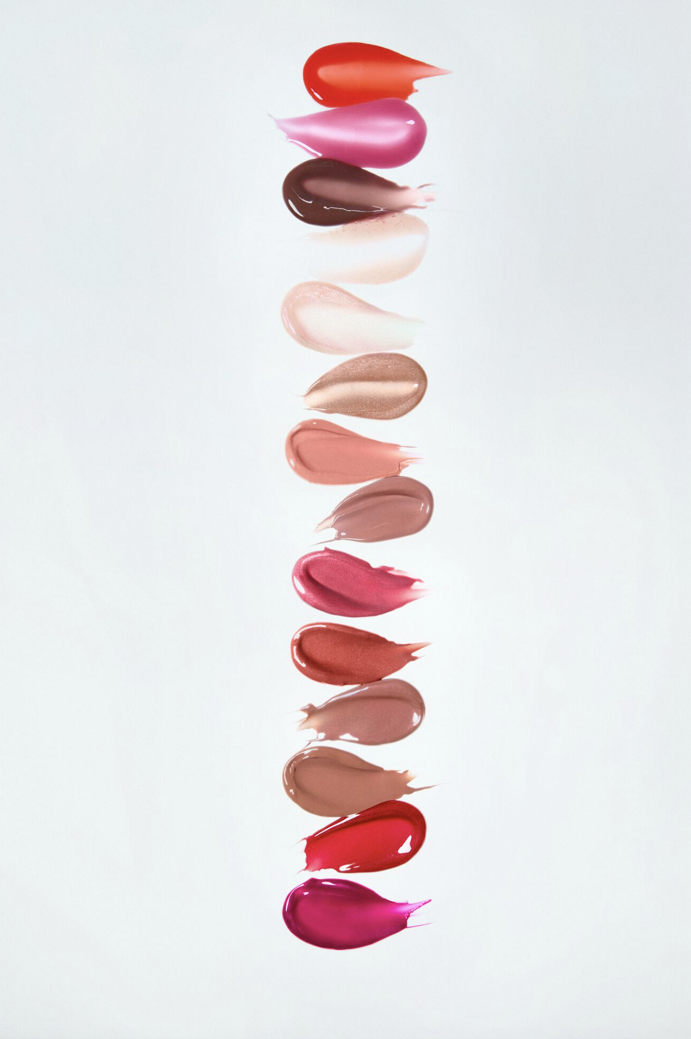 pepper-artists-olivia-crouppen-wet-lip-oil-20.png
