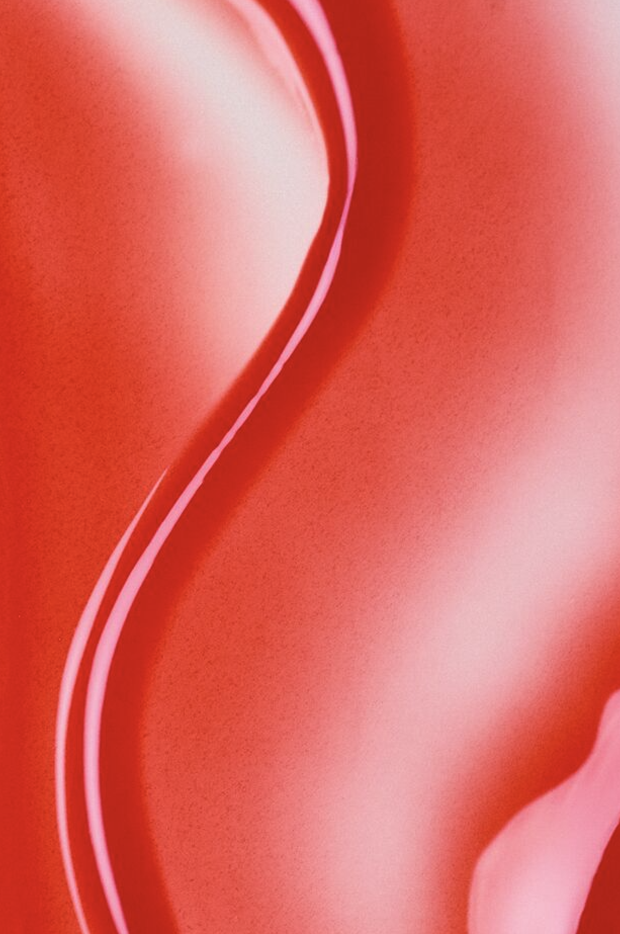 pepper-artists-olivia-crouppen-wet-lip-oil-10.png