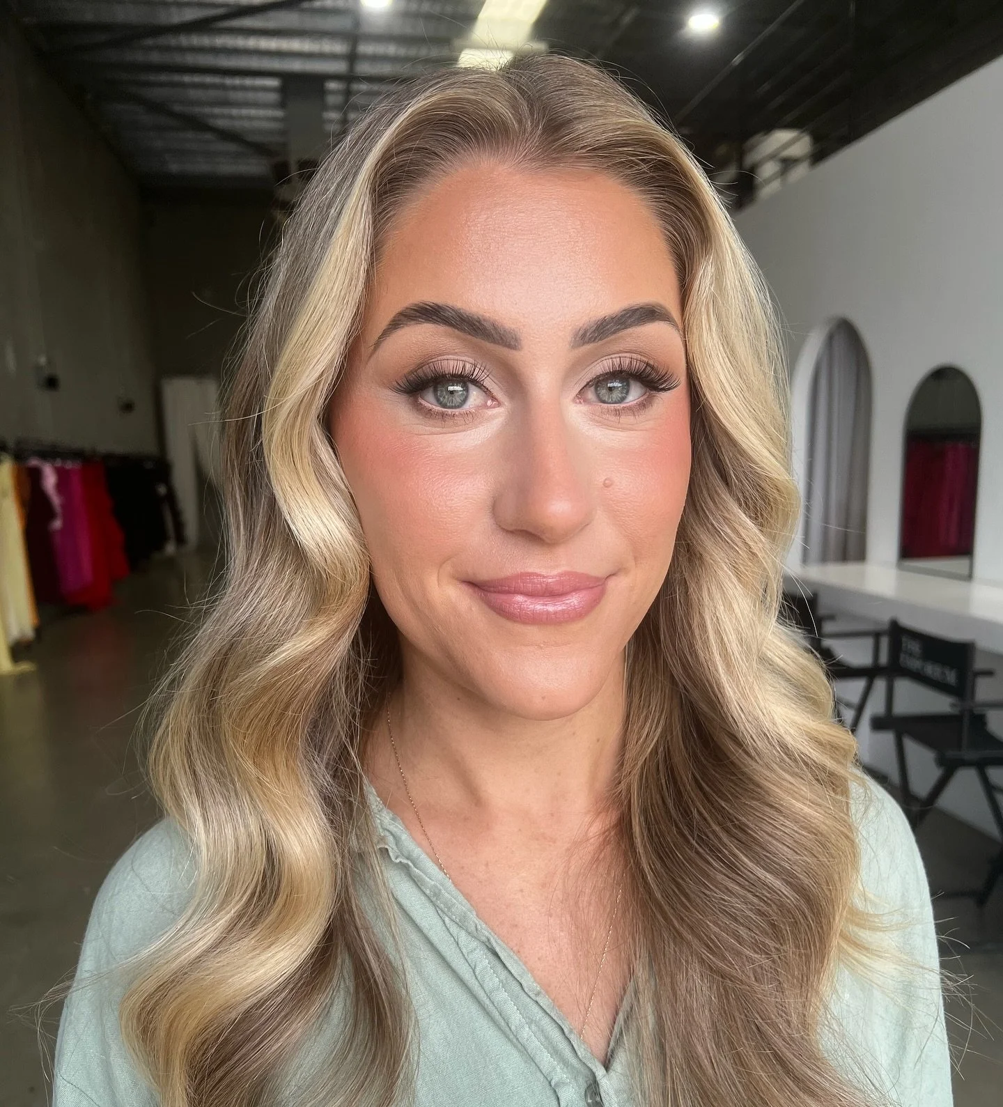 Nothings better than a good bit of eyelid realestate 🤌🏼🤍 #perthmua #mua #perthmakeupartist #makeup #matteeyes