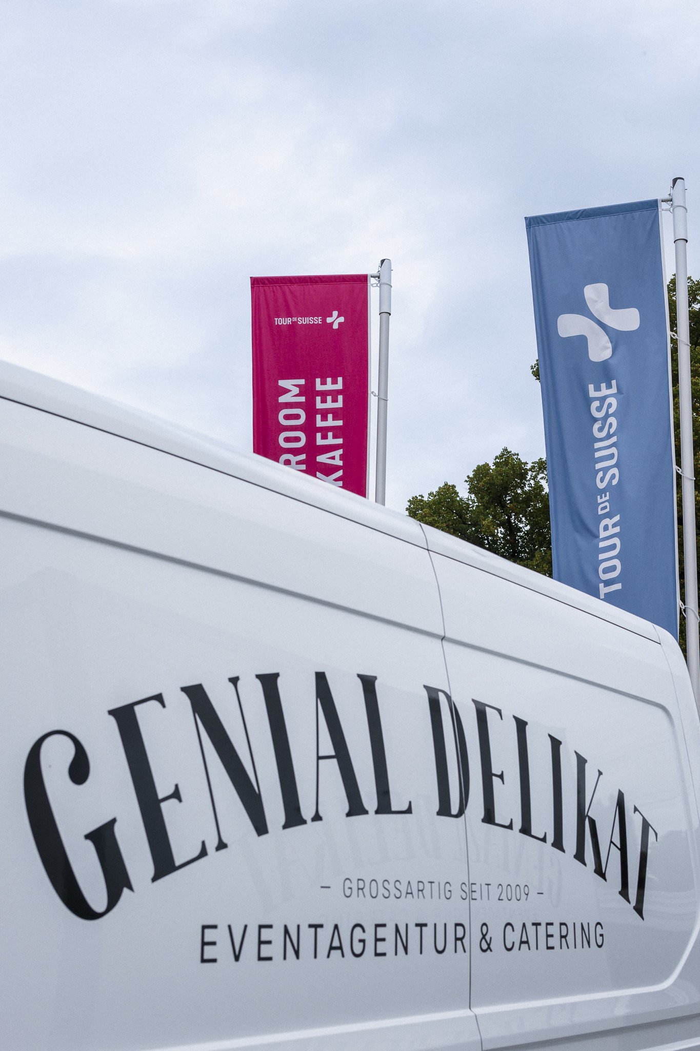 Genial_Delikat_Eventagentur_Catering_Firmenanlass_Galery_Tour_de_Suisse2-3.jpg