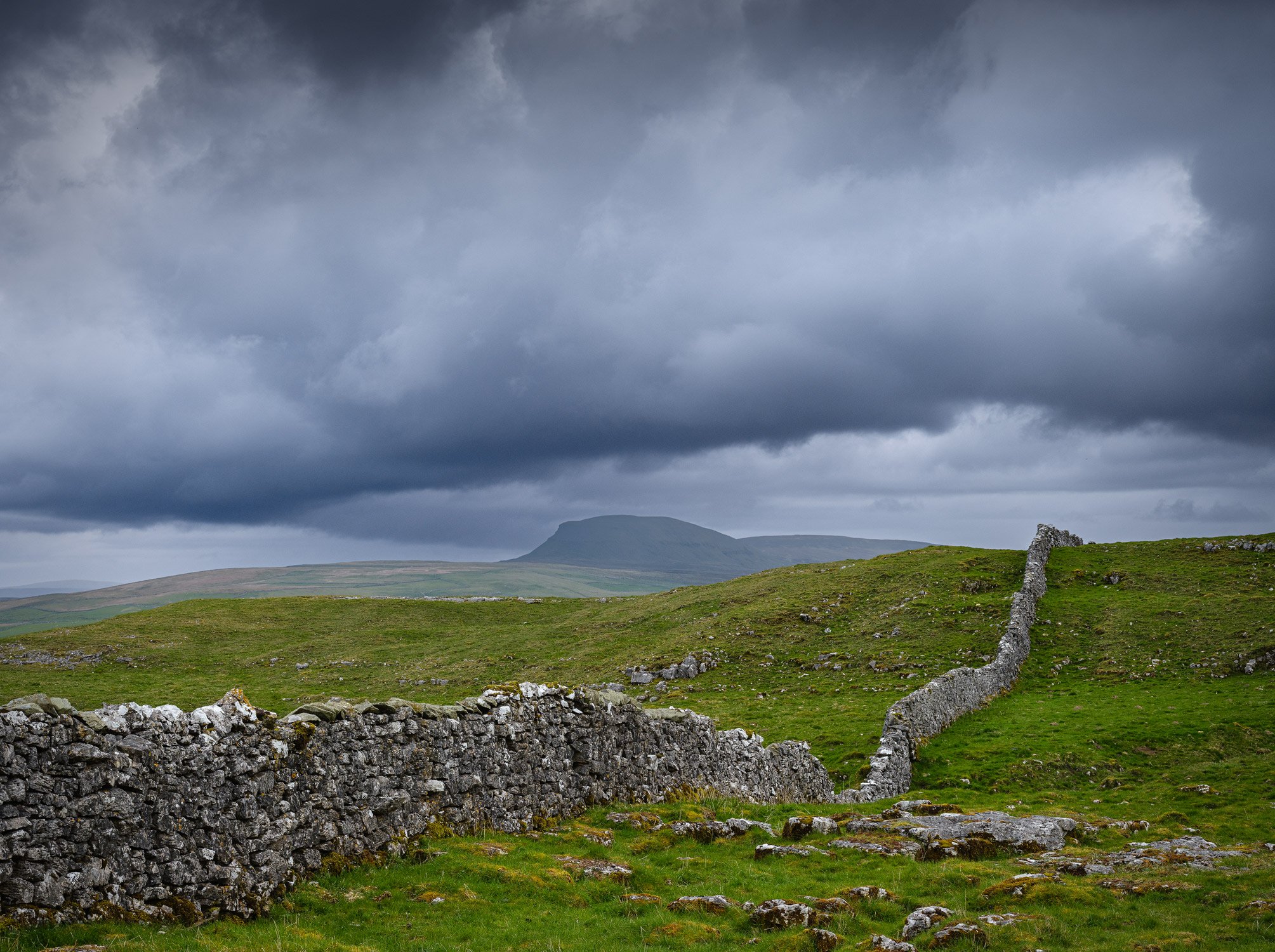 Drama over Pen-y-ghent