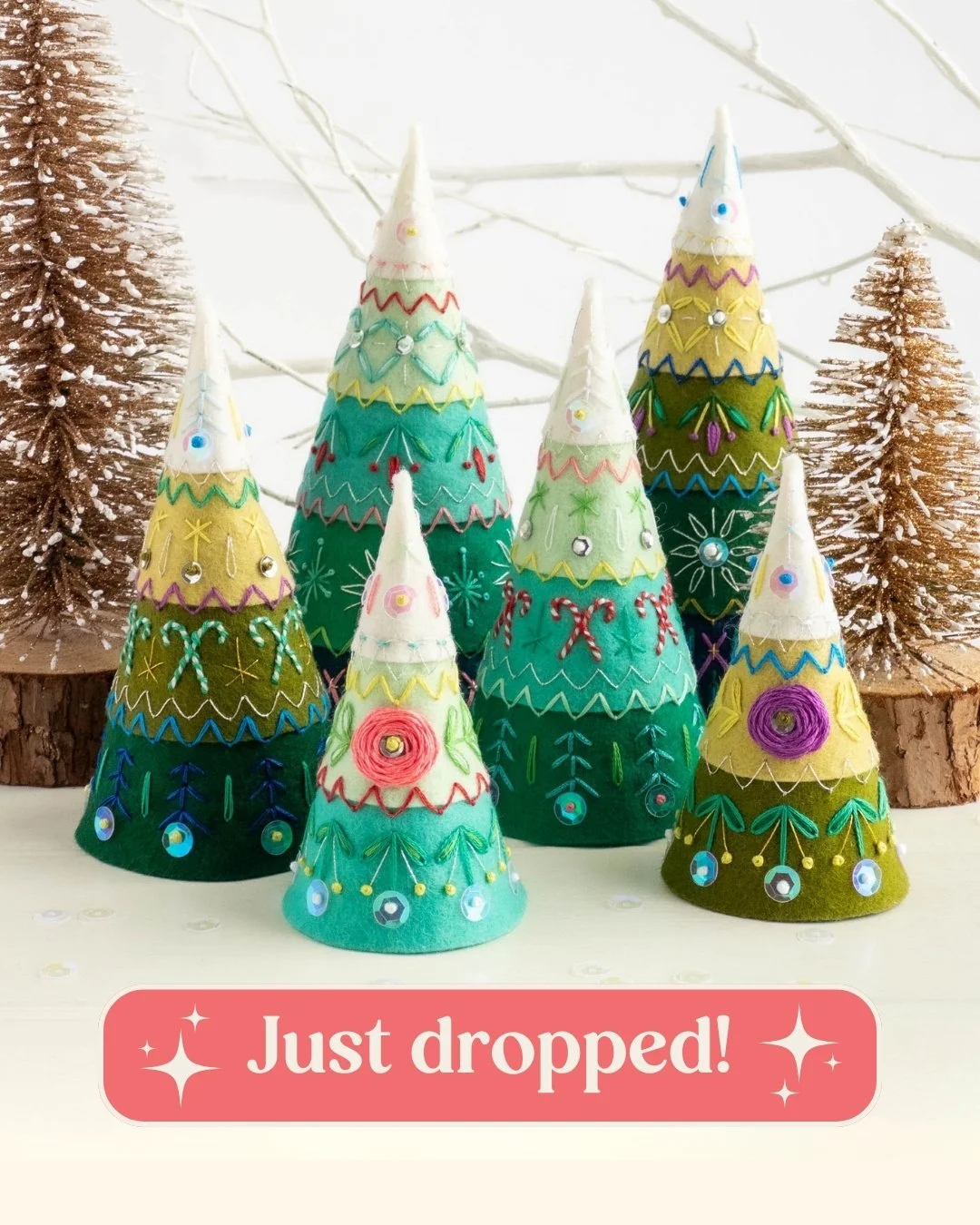 📣🎄It&rsquo;s here &ndash; the embroidered felt Christmas trees pattern is now live! Head to my website or Etsy shop for yours (both links are in my bio) and save 15% when you use code EVERGREEN15 at checkout. (This early bird offer only applies to 