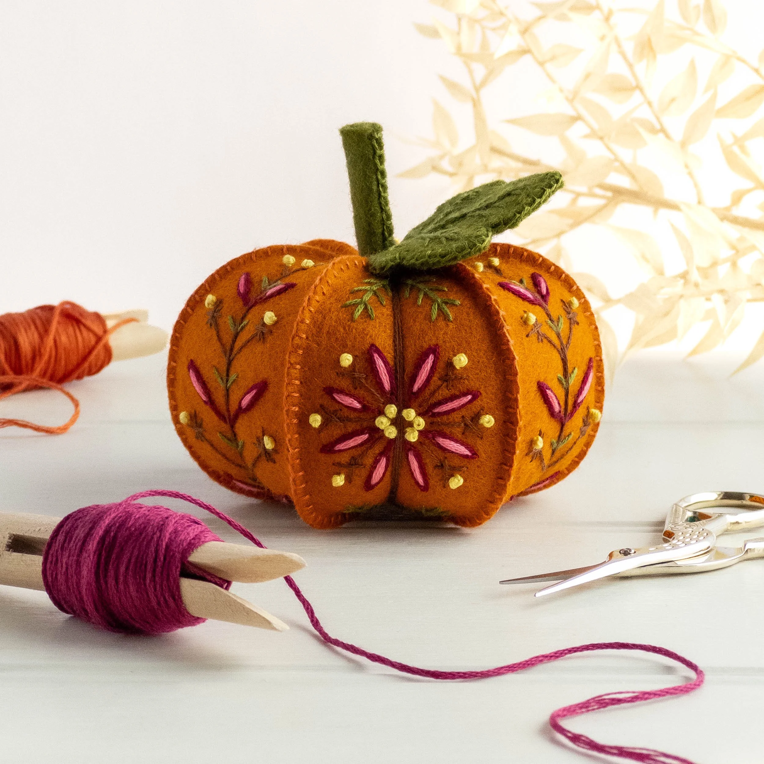 the-hoop-in-hand-folk-embroidered-felt-pumpkin-amber-glow.jpg