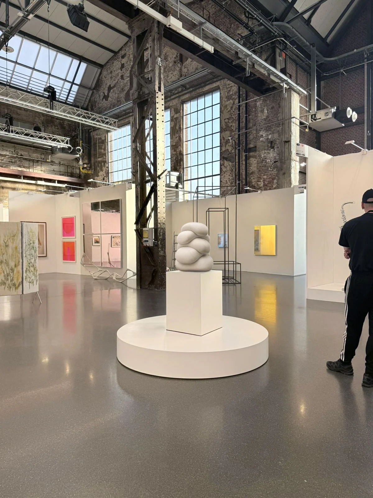 Art Dusseldorf.jpg
