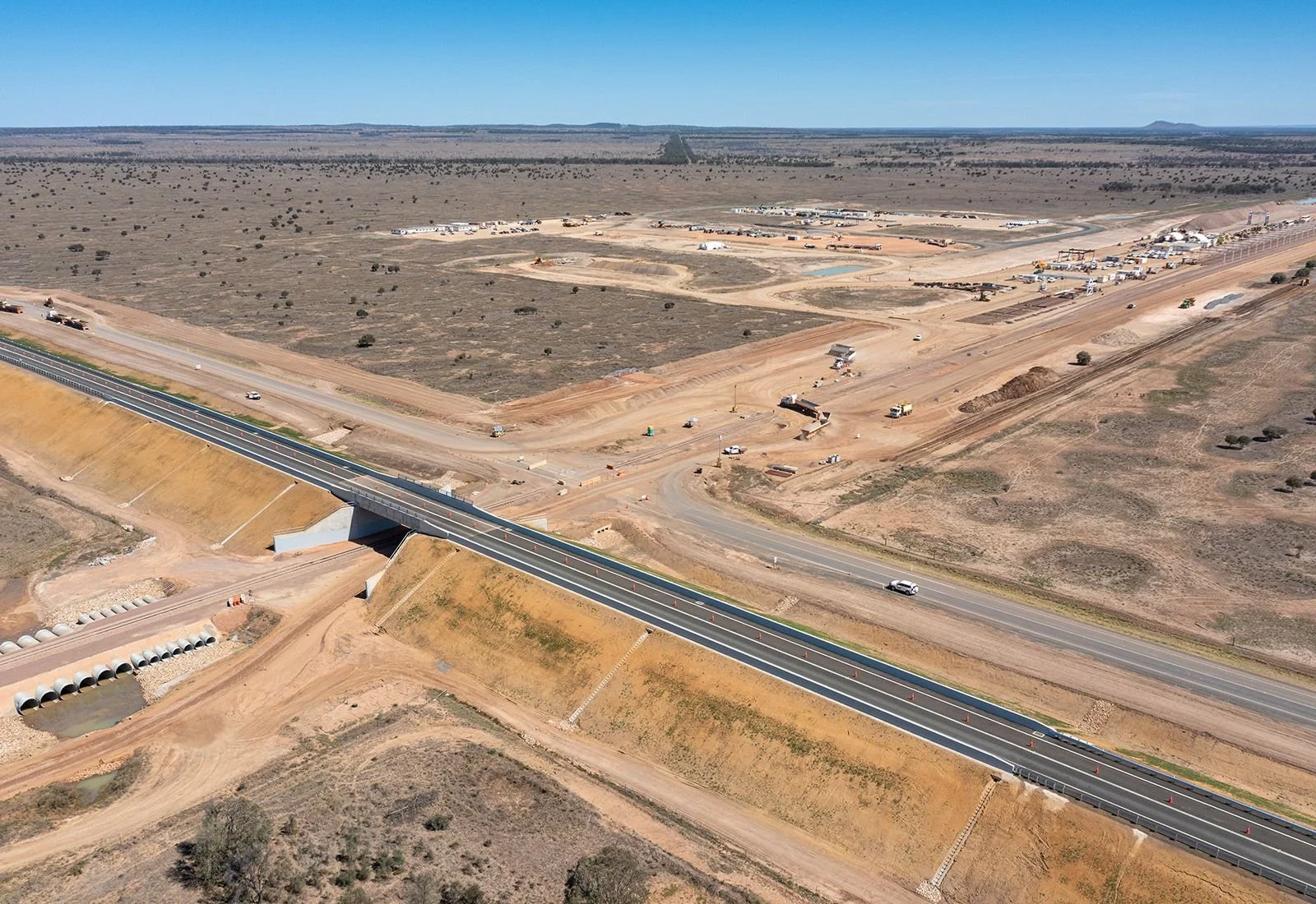 Where Should Coordination Live on a Mega Project? Lessons from Two Rail Megaprojects