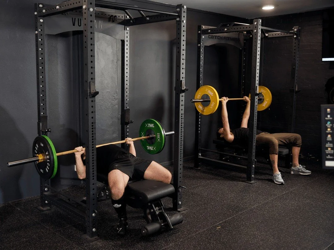 Tracking your personal bests is about more than bigger numbers. It shows how strength, technique, recovery, and consistency work together. At Fortified Body Gym, we use science-backed training blocks and precise tracking to help you see steady progre