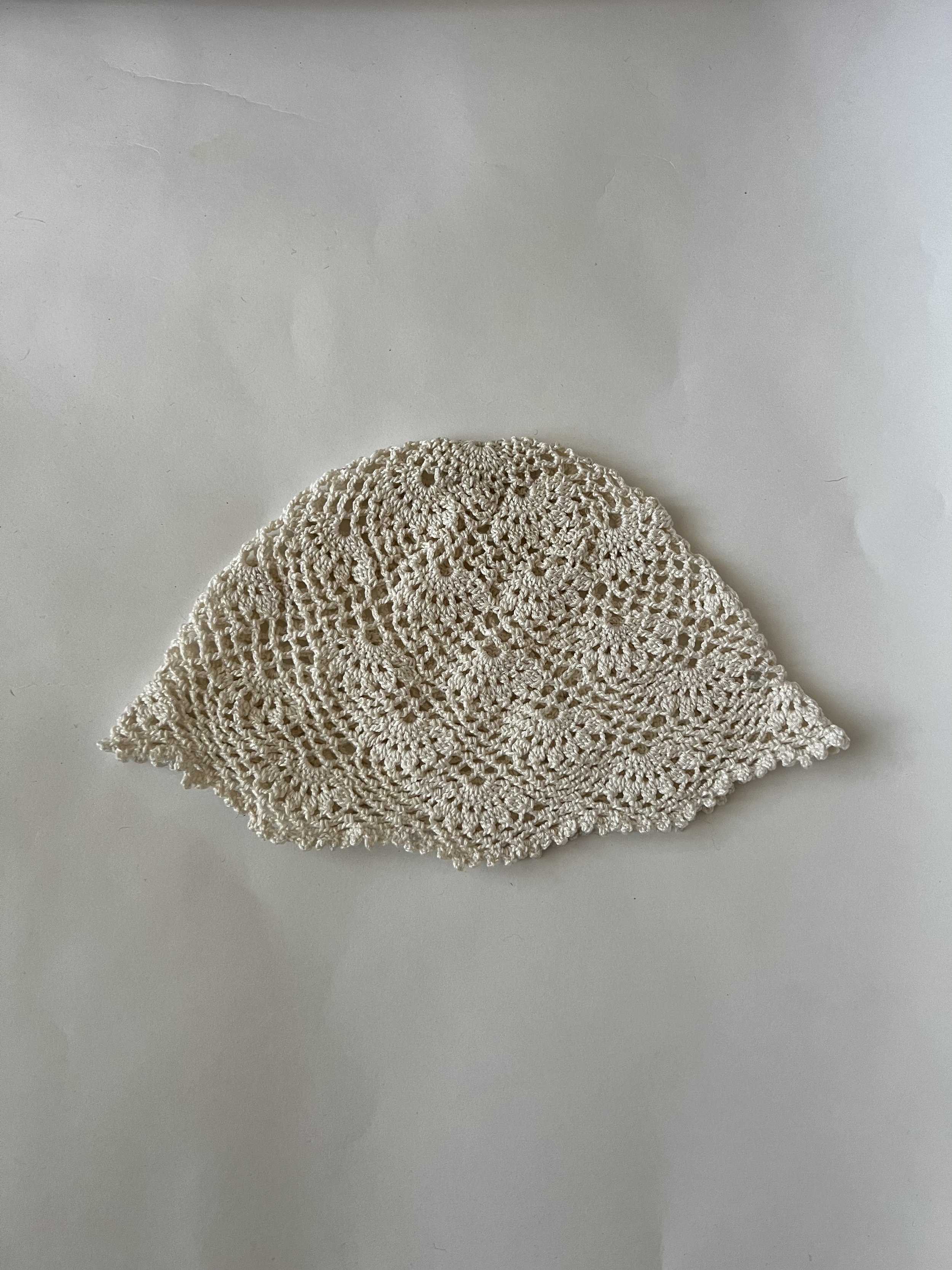 Le Bonnet dentelle