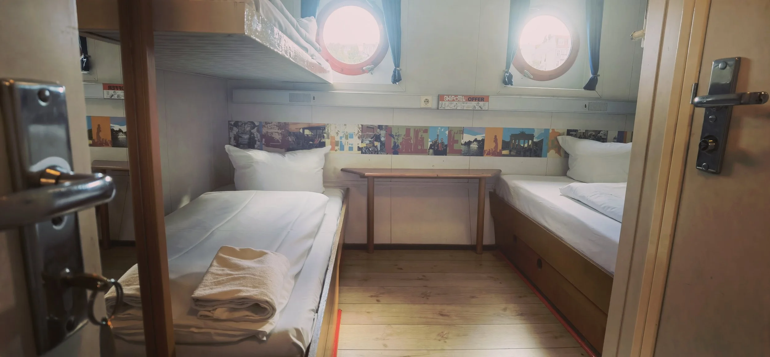 3 Bett Zimmer